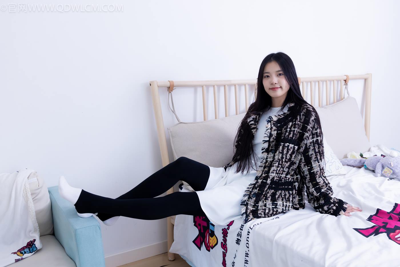 图片[58]-物恋传媒 NO.2260 茯苓-板鞋、黑色踩脚裤、白棉袜[110P] – 速更版-美库