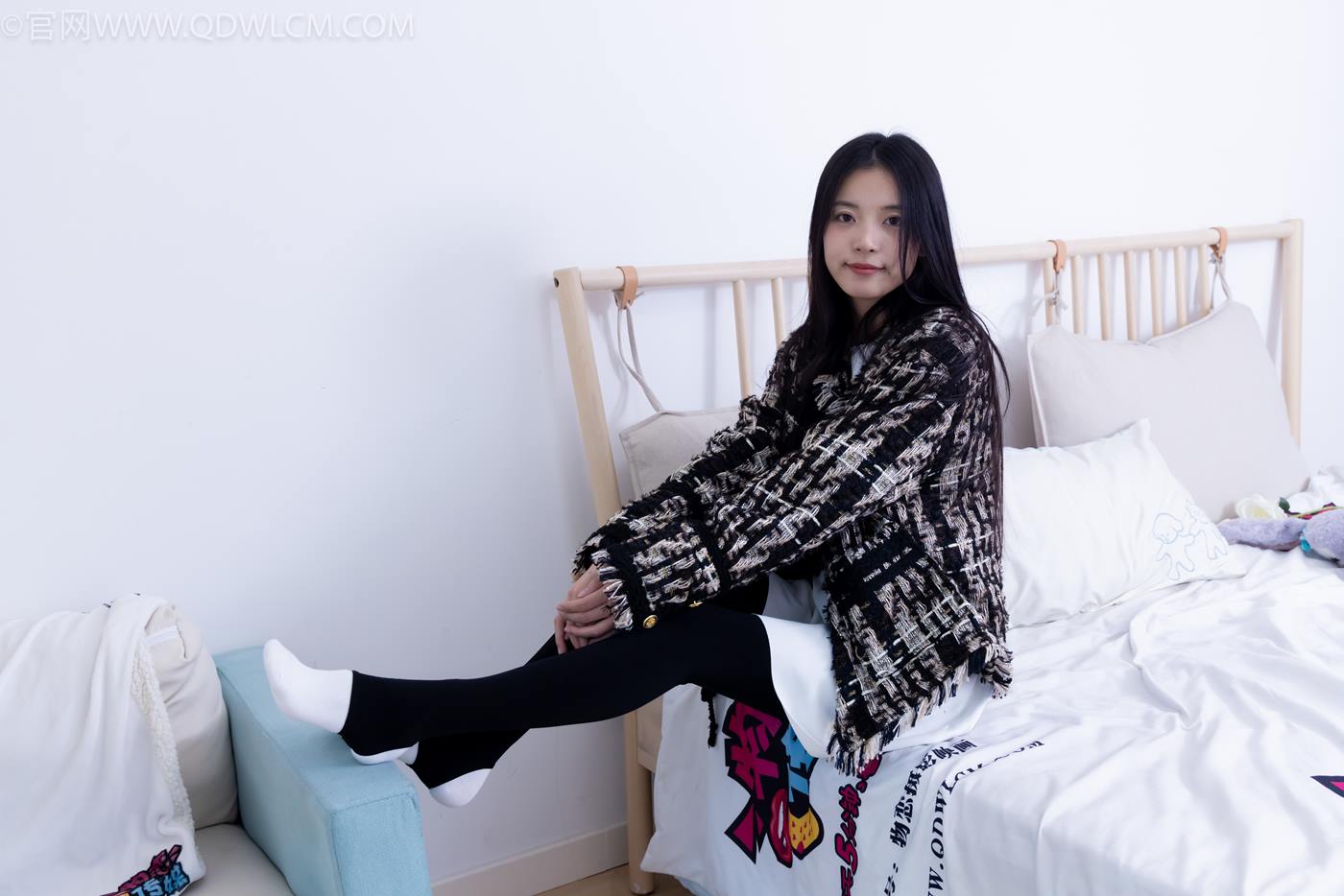 图片[59]-物恋传媒 NO.2260 茯苓-板鞋、黑色踩脚裤、白棉袜[110P] – 速更版-美库