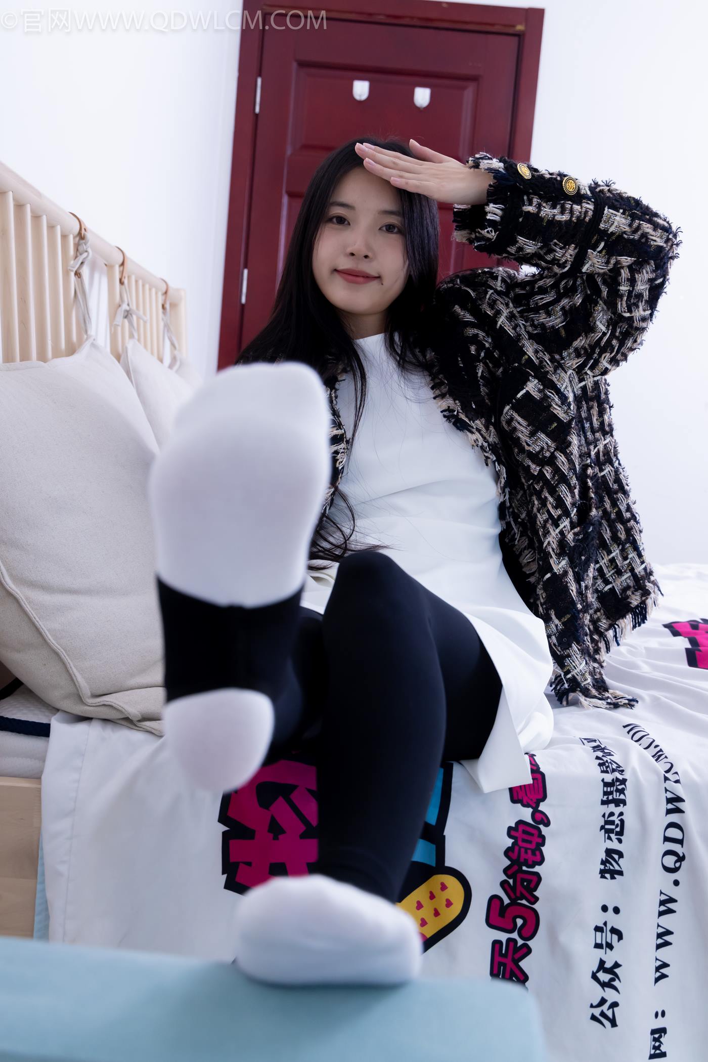 图片[62]-物恋传媒 NO.2260 茯苓-板鞋、黑色踩脚裤、白棉袜[110P] – 速更版-美库