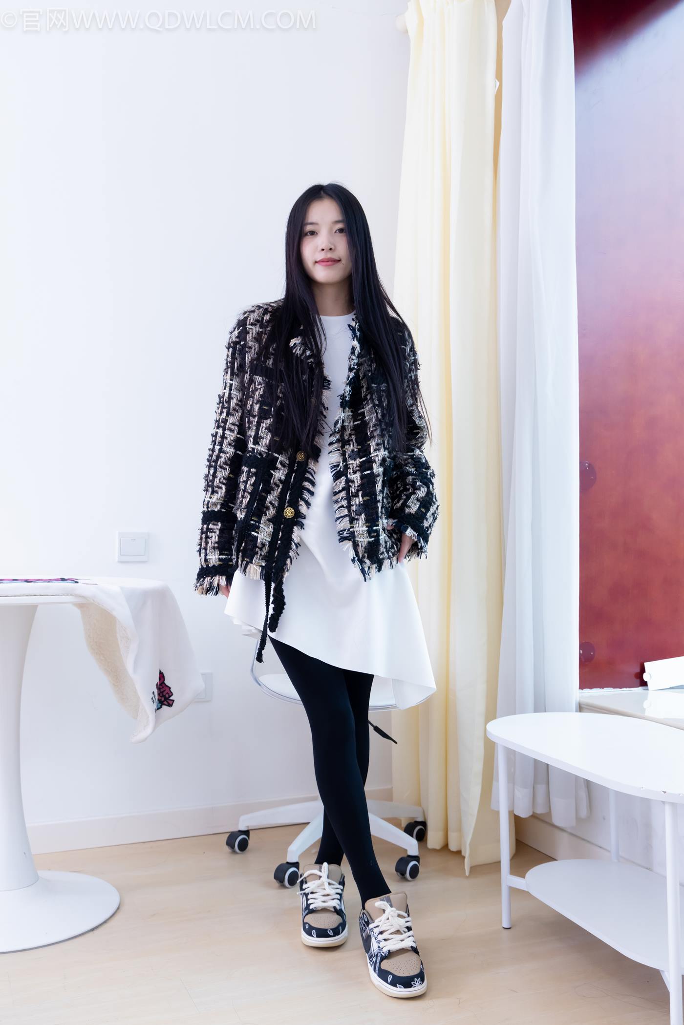 图片[65]-物恋传媒 NO.2260 茯苓-板鞋、黑色踩脚裤、白棉袜[110P] – 速更版-美库