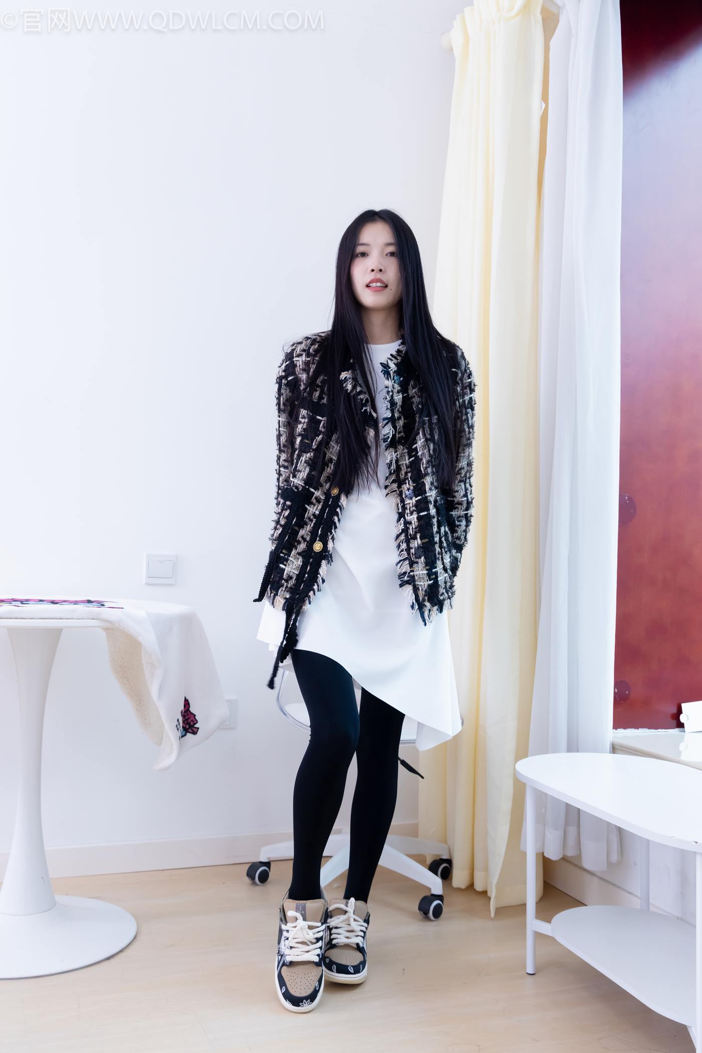 图片[66]-物恋传媒 NO.2260 茯苓-板鞋、黑色踩脚裤、白棉袜[110P] – 速更版-美库