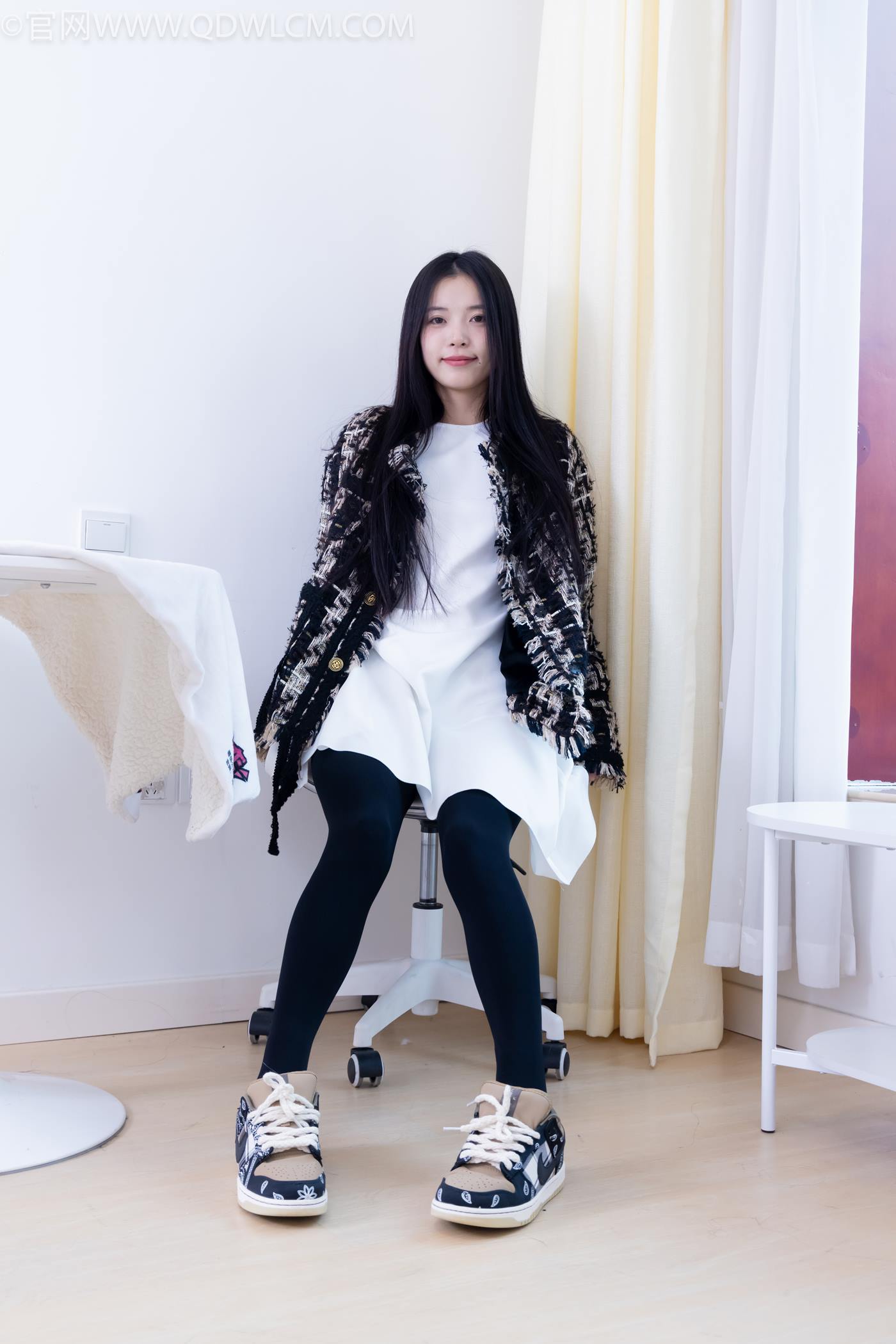 图片[80]-物恋传媒 NO.2260 茯苓-板鞋、黑色踩脚裤、白棉袜[110P] – 速更版-美库