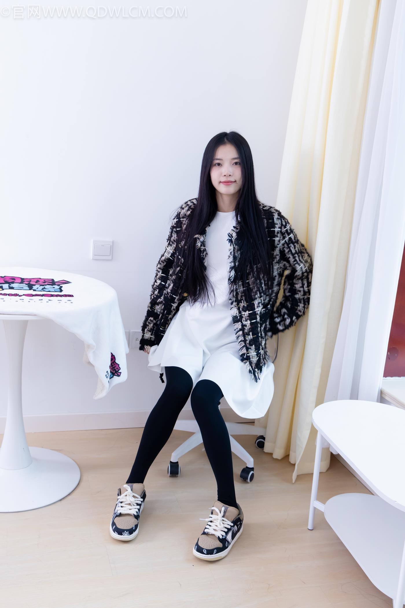 图片[84]-物恋传媒 NO.2260 茯苓-板鞋、黑色踩脚裤、白棉袜[110P] – 速更版-美库