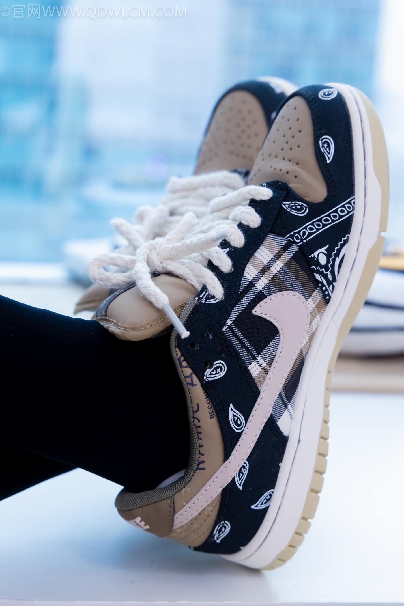 图片[87]-物恋传媒 NO.2260 茯苓-板鞋、黑色踩脚裤、白棉袜[110P] – 速更版-美库