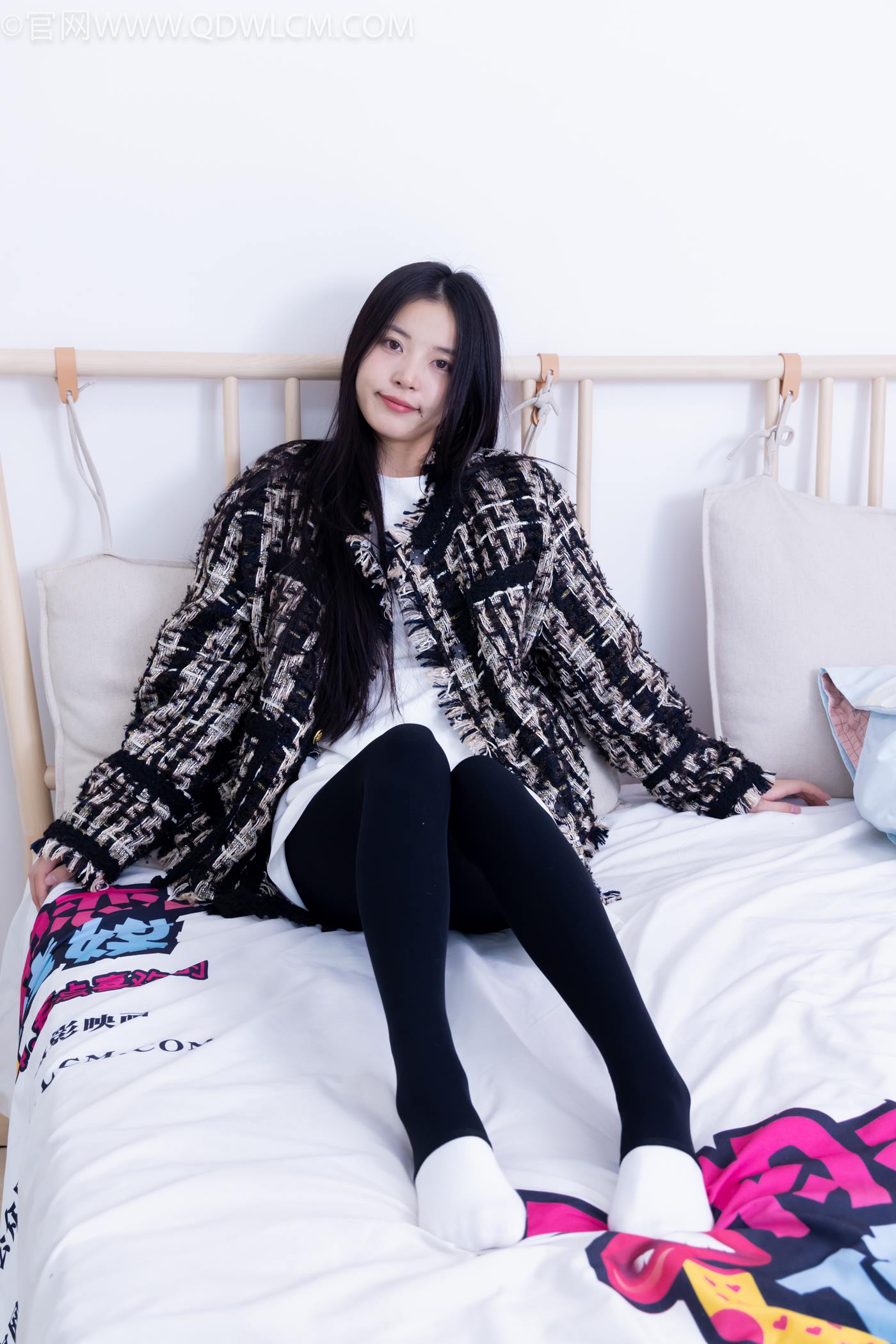 图片[100]-物恋传媒 NO.2260 茯苓-板鞋、黑色踩脚裤、白棉袜[110P] – 速更版-美库