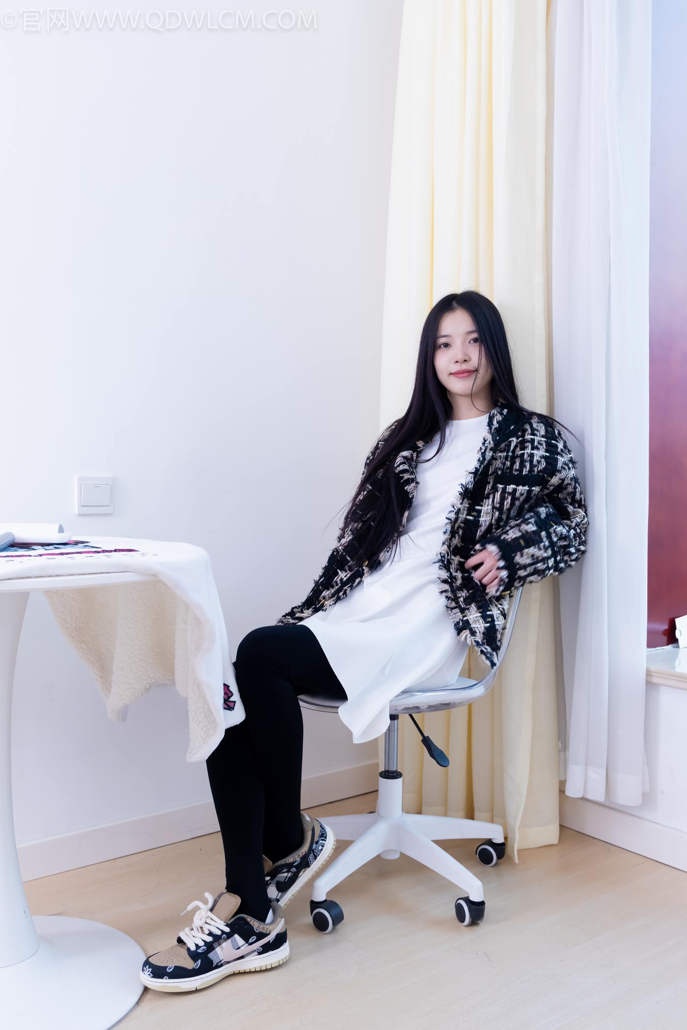 图片[102]-物恋传媒 NO.2260 茯苓-板鞋、黑色踩脚裤、白棉袜[110P] – 速更版-美库