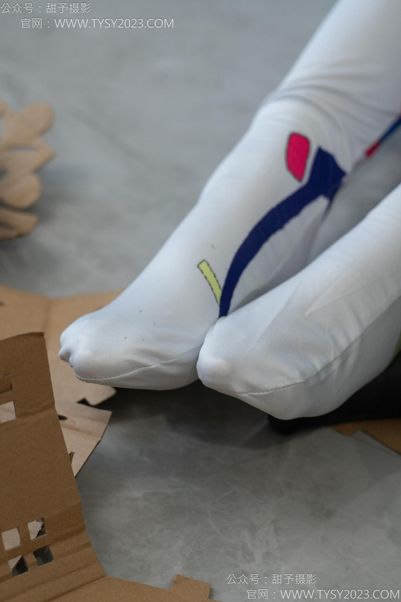 图片[13]-甜予摄影 NO.122 璇璇-cos连体服、小人国剧情[113P] – 速更版-美库