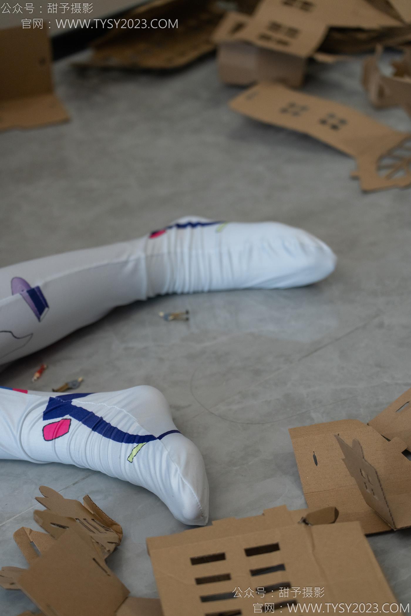 图片[31]-甜予摄影 NO.122 璇璇-cos连体服、小人国剧情[113P] – 速更版-美库