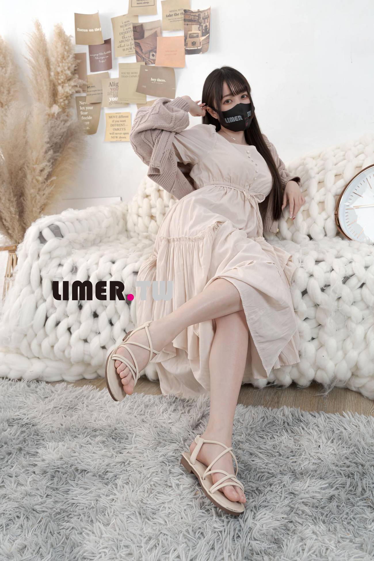 图片[12]-Limerence原创 NO.097 Miya 涼鞋 素甲 粉嫩通紅裸足 一次滿足[116P] – 速更版-美库