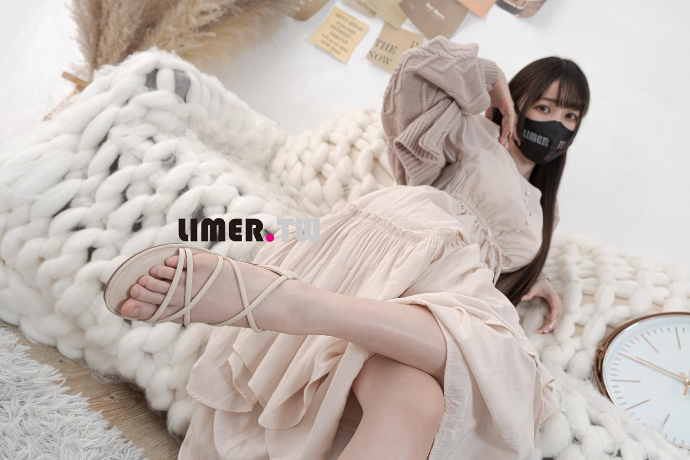 图片[14]-Limerence原创 NO.097 Miya 涼鞋 素甲 粉嫩通紅裸足 一次滿足[116P] – 速更版-美库