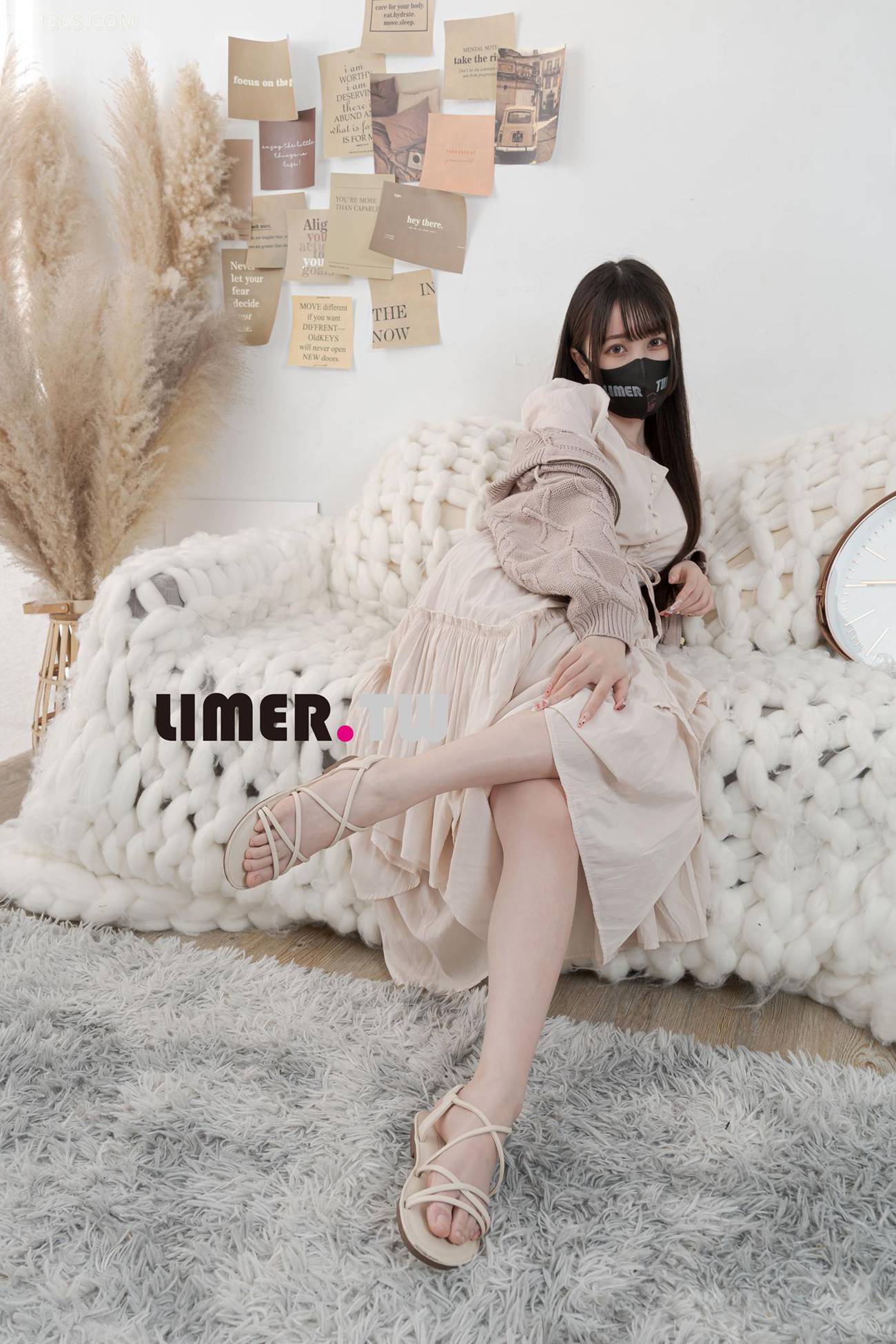 图片[15]-Limerence原创 NO.097 Miya 涼鞋 素甲 粉嫩通紅裸足 一次滿足[116P] – 速更版-美库