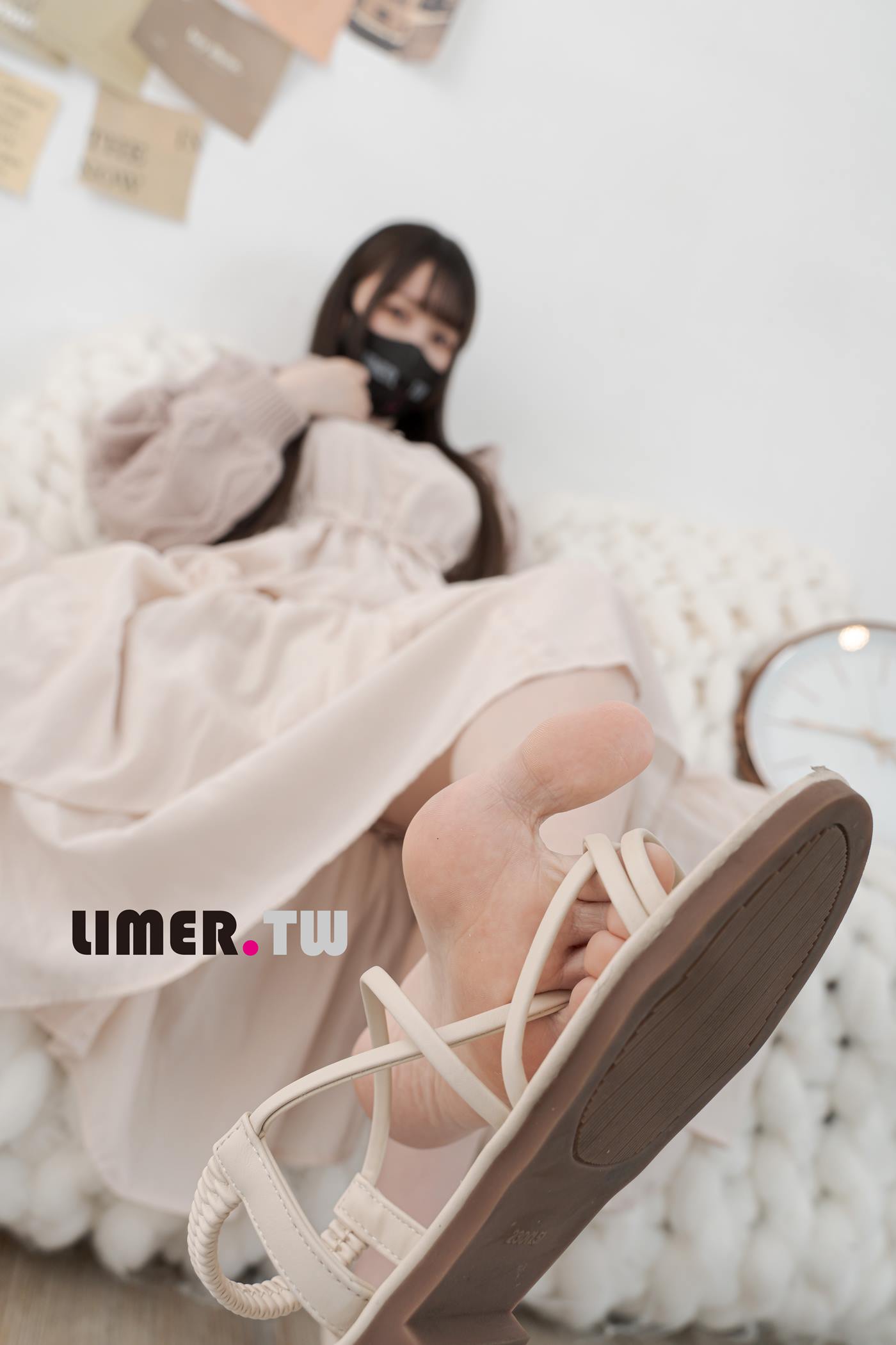 图片[42]-Limerence原创 NO.097 Miya 涼鞋 素甲 粉嫩通紅裸足 一次滿足[116P] – 速更版-美库
