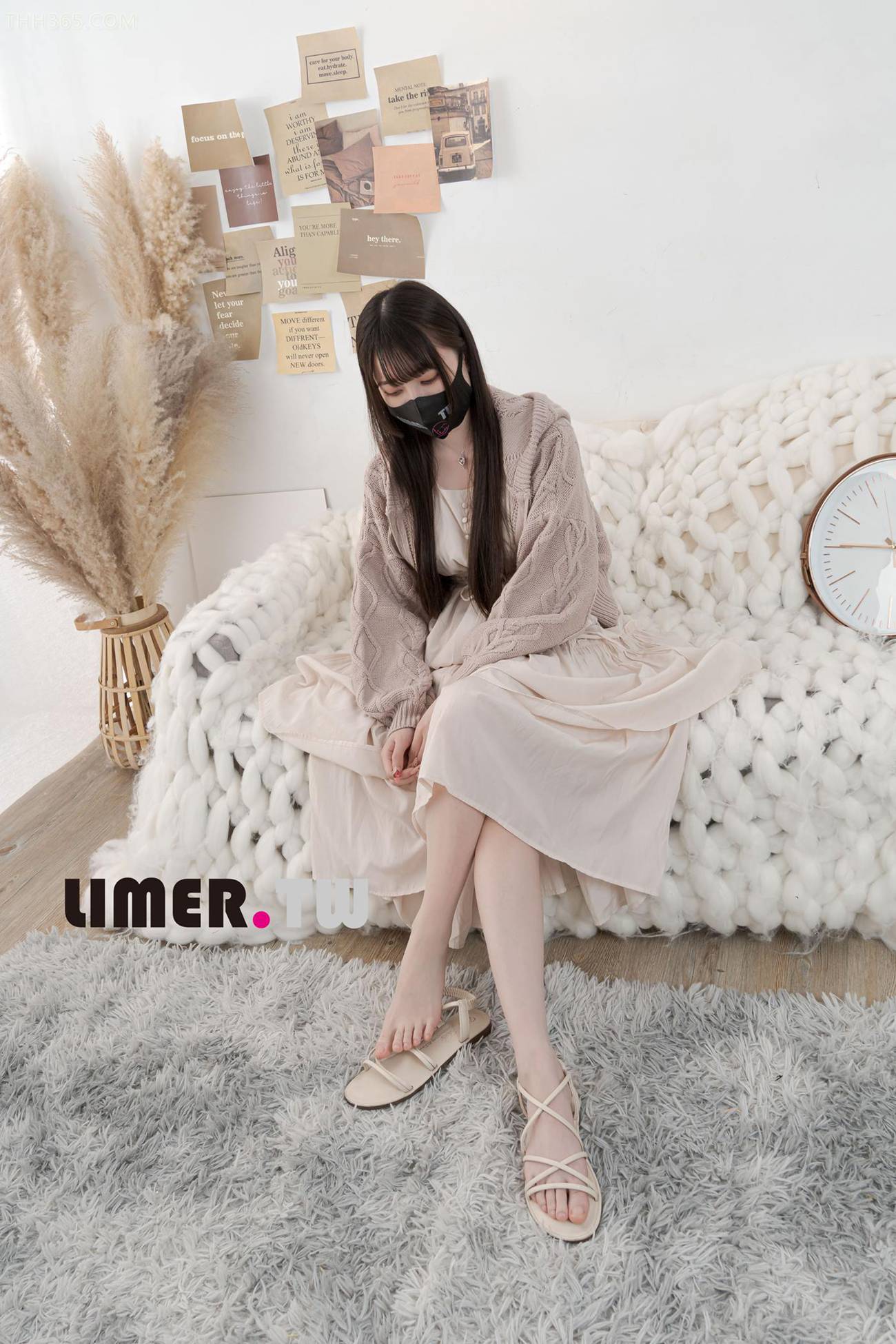 图片[45]-Limerence原创 NO.097 Miya 涼鞋 素甲 粉嫩通紅裸足 一次滿足[116P] – 速更版-美库