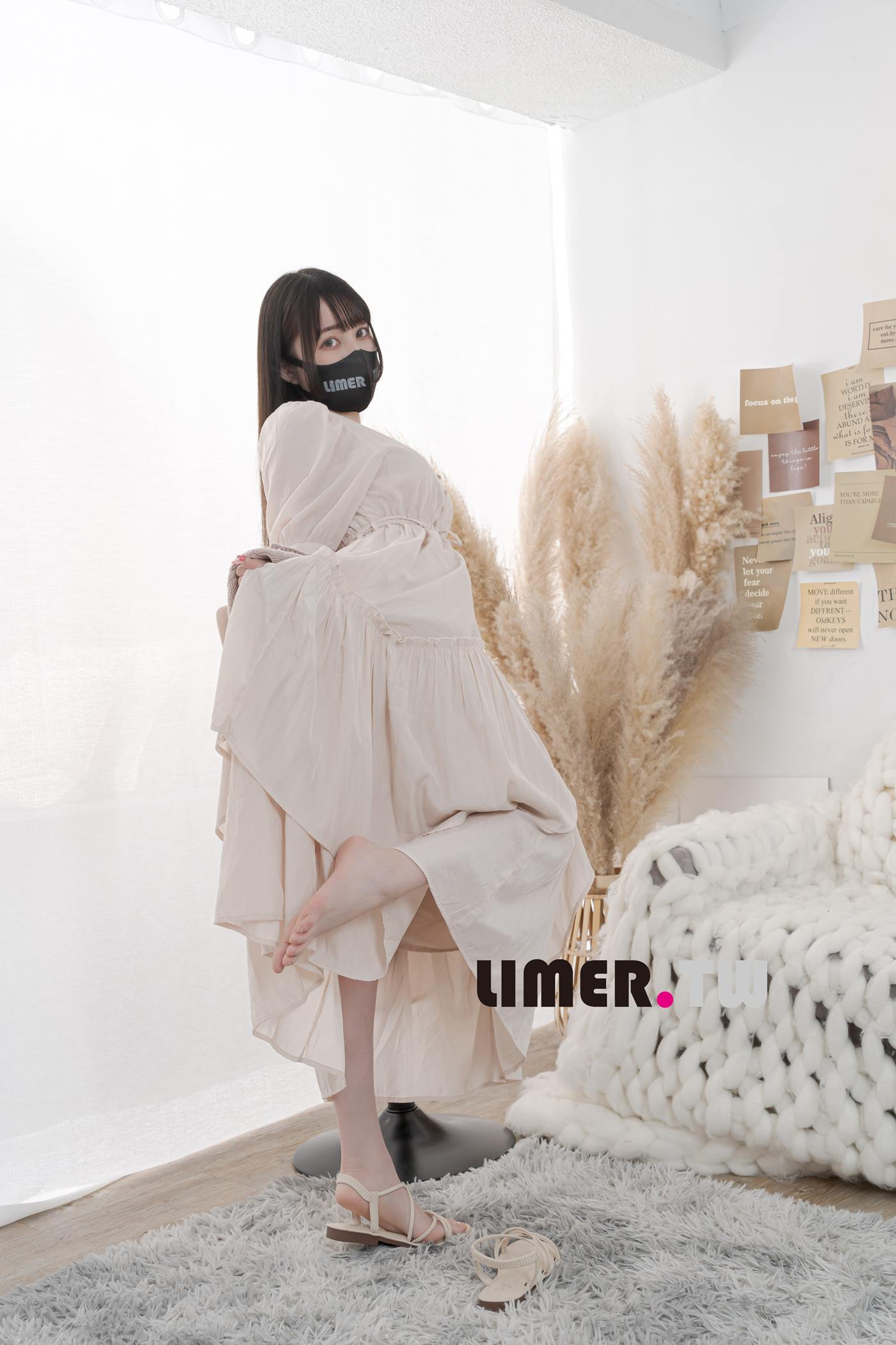 图片[84]-Limerence原创 NO.097 Miya 涼鞋 素甲 粉嫩通紅裸足 一次滿足[116P] – 速更版-美库