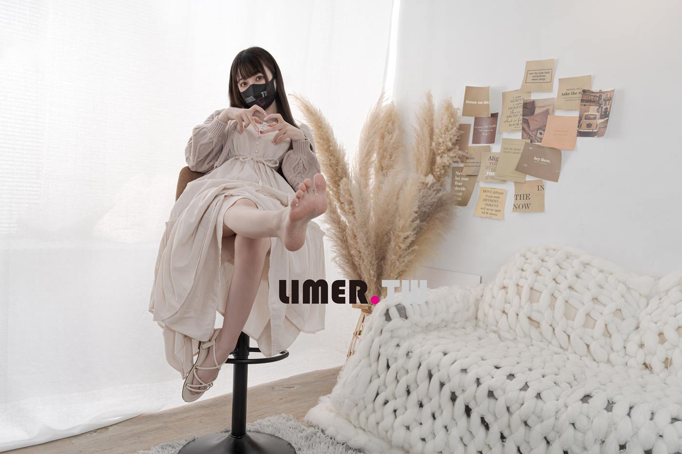 图片[96]-Limerence原创 NO.097 Miya 涼鞋 素甲 粉嫩通紅裸足 一次滿足[116P] – 速更版-美库