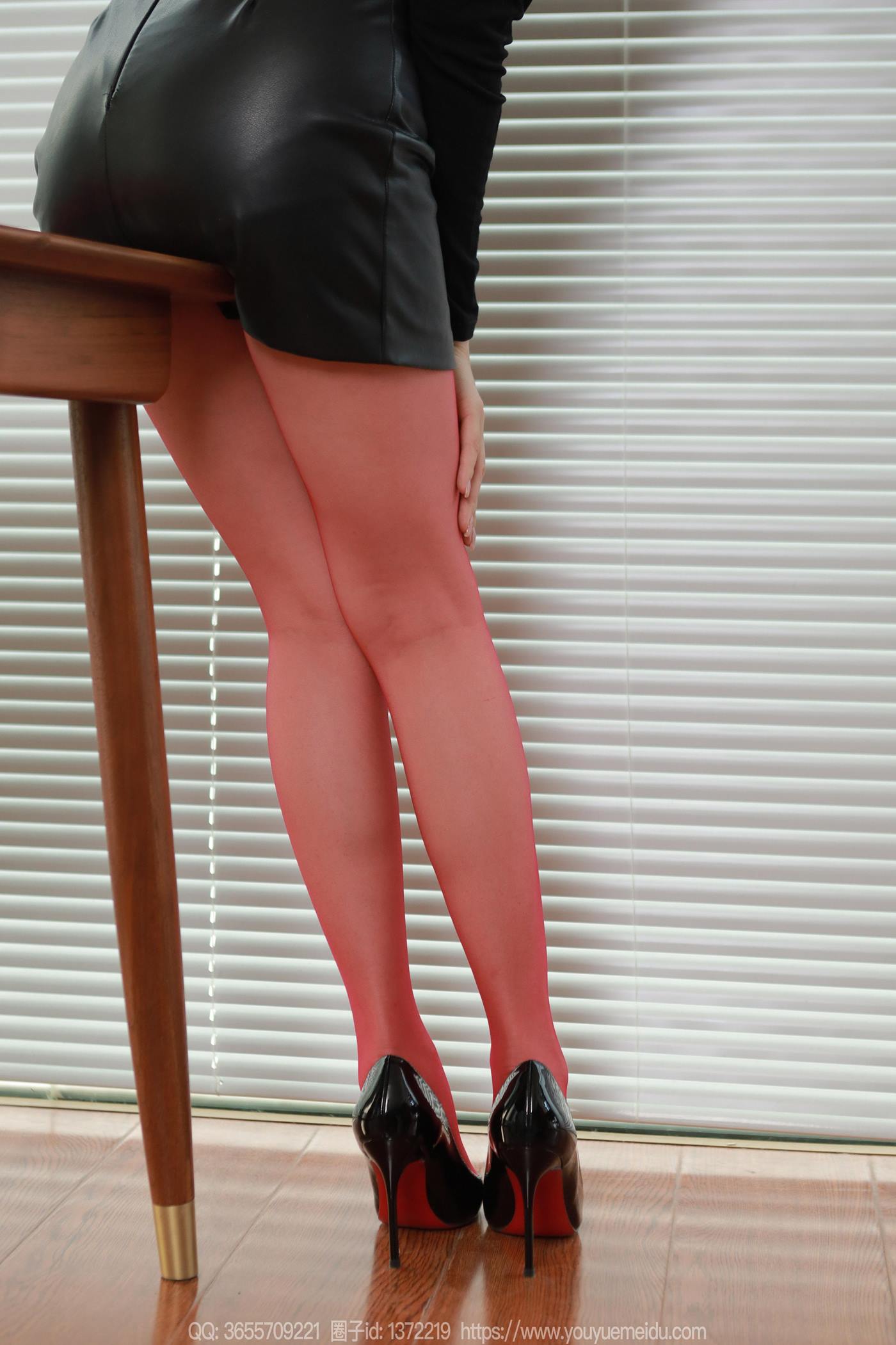 图片[68]-[IESS异思趣向] 2025.02.14 丝享家1977：小婕《红丝（下）》[69P] – 速更版-美库