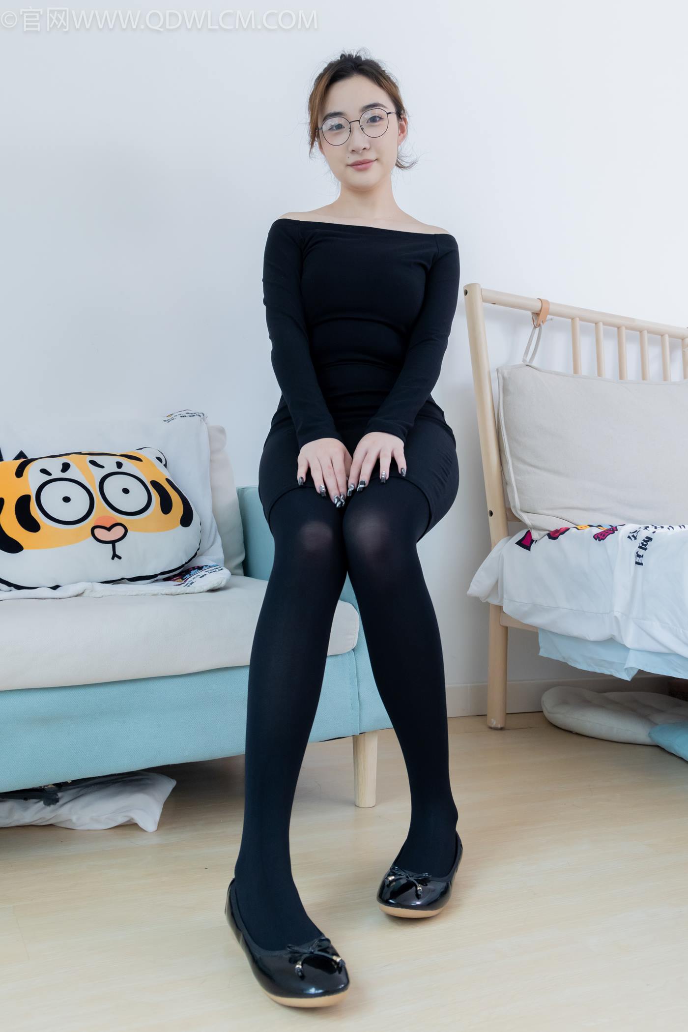 图片[15]-物恋传媒 NO.2265 恬恬-平底鞋、厚黑丝、厚黑丝踩奶油蛋糕剧情[137P] – 速更版-美库