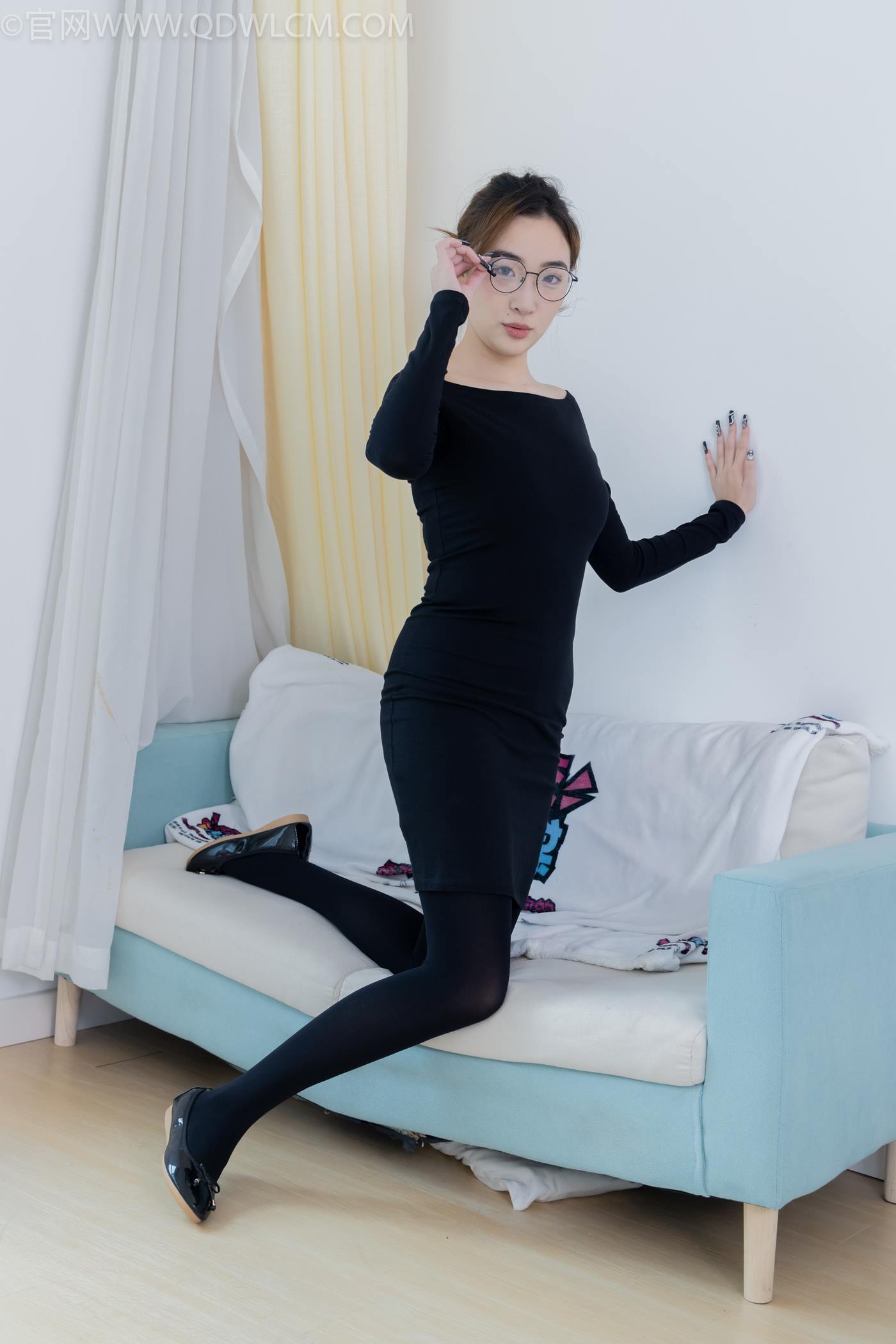 图片[26]-物恋传媒 NO.2265 恬恬-平底鞋、厚黑丝、厚黑丝踩奶油蛋糕剧情[137P] – 速更版-美库