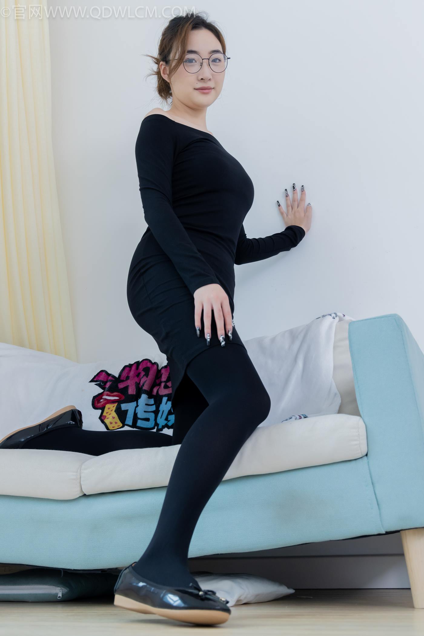 图片[30]-物恋传媒 NO.2265 恬恬-平底鞋、厚黑丝、厚黑丝踩奶油蛋糕剧情[137P] – 速更版-美库