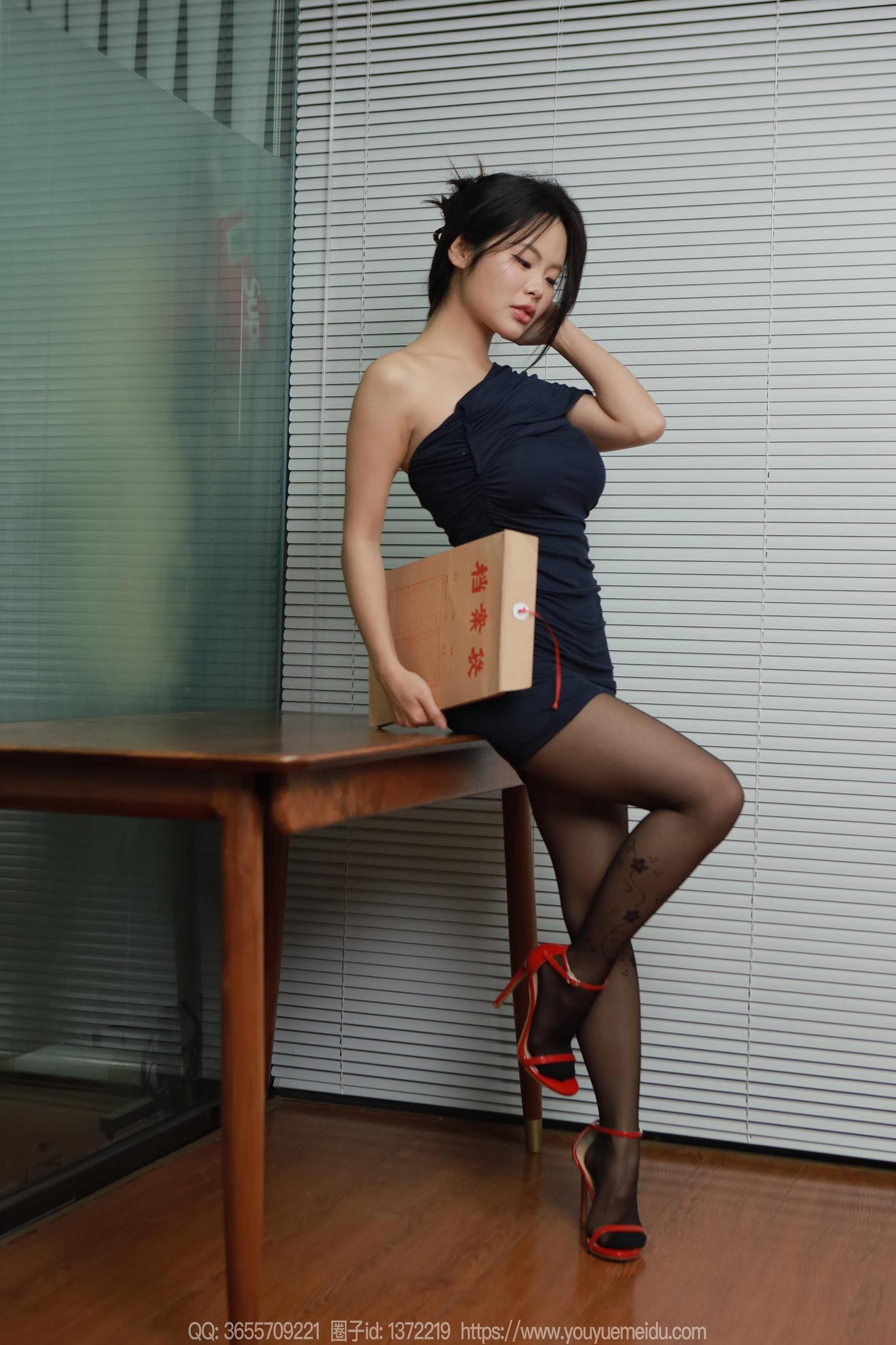 图片[49]-[IESS异思趣向] 2025.02.16 丝享家1978：兔兔《梅花纹（上）》[74P] – 速更版-美库