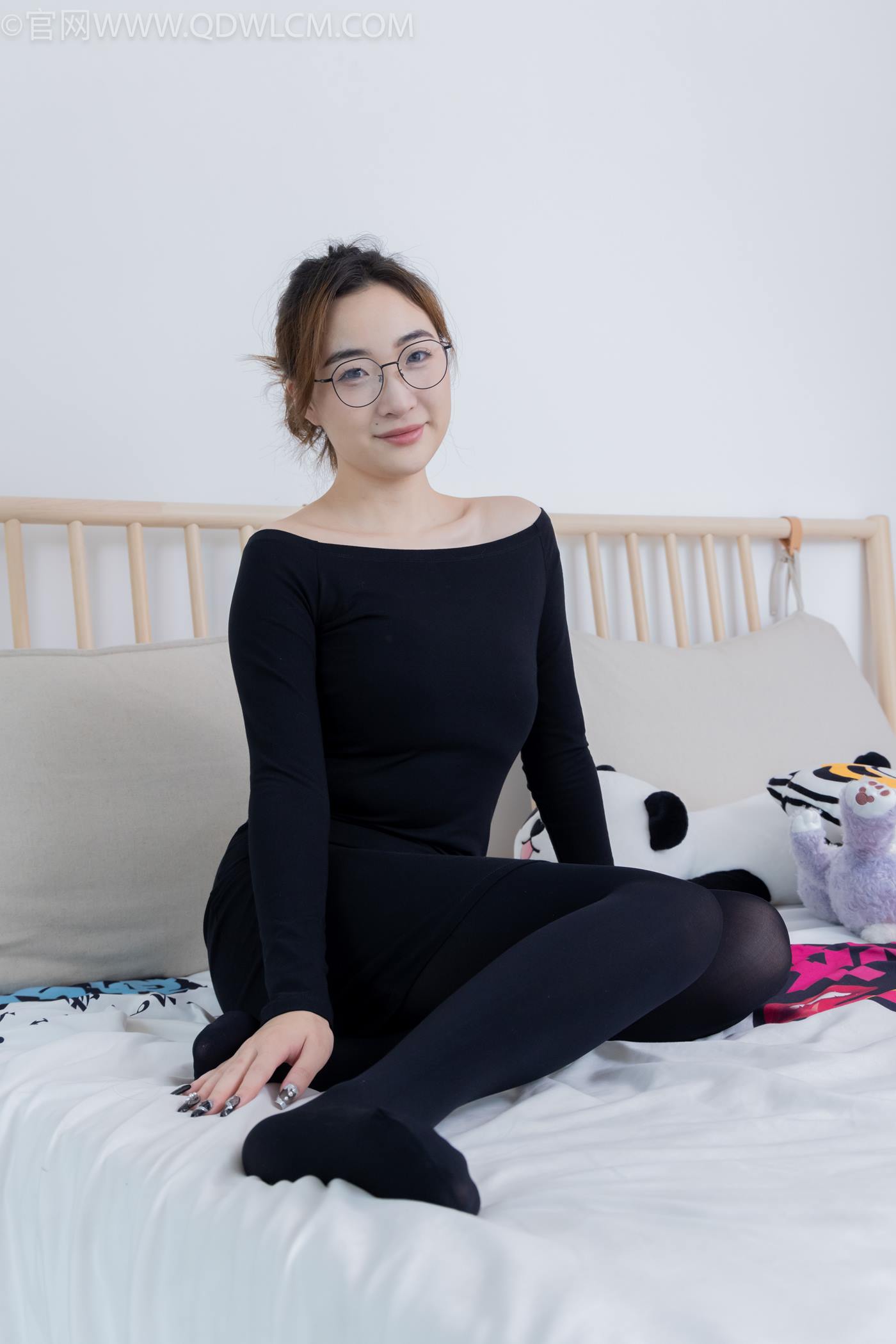 图片[70]-物恋传媒 NO.2265 恬恬-平底鞋、厚黑丝、厚黑丝踩奶油蛋糕剧情[137P] – 速更版-美库