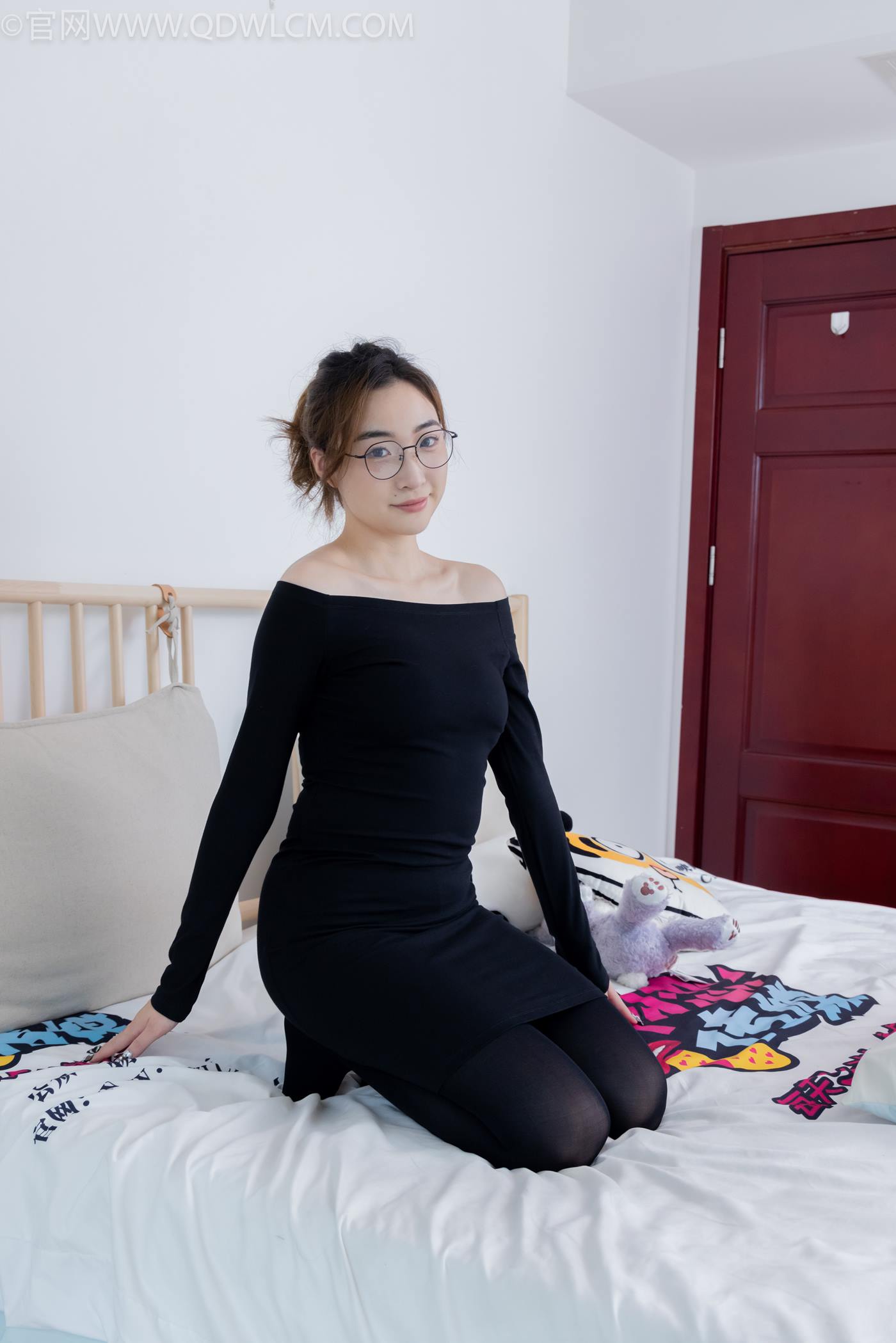 图片[80]-物恋传媒 NO.2265 恬恬-平底鞋、厚黑丝、厚黑丝踩奶油蛋糕剧情[137P] – 速更版-美库