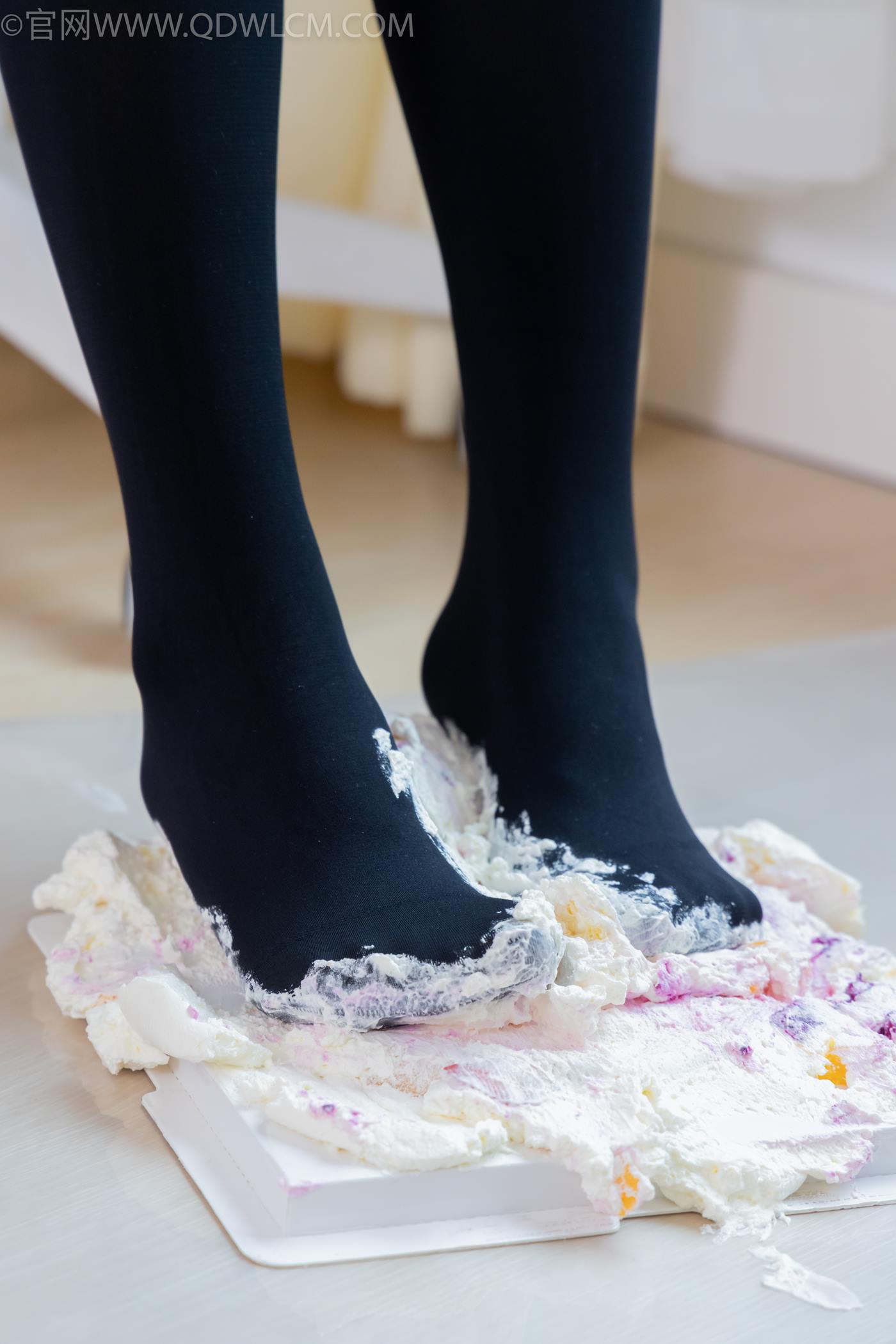 图片[134]-物恋传媒 NO.2265 恬恬-平底鞋、厚黑丝、厚黑丝踩奶油蛋糕剧情[137P] – 速更版-美库