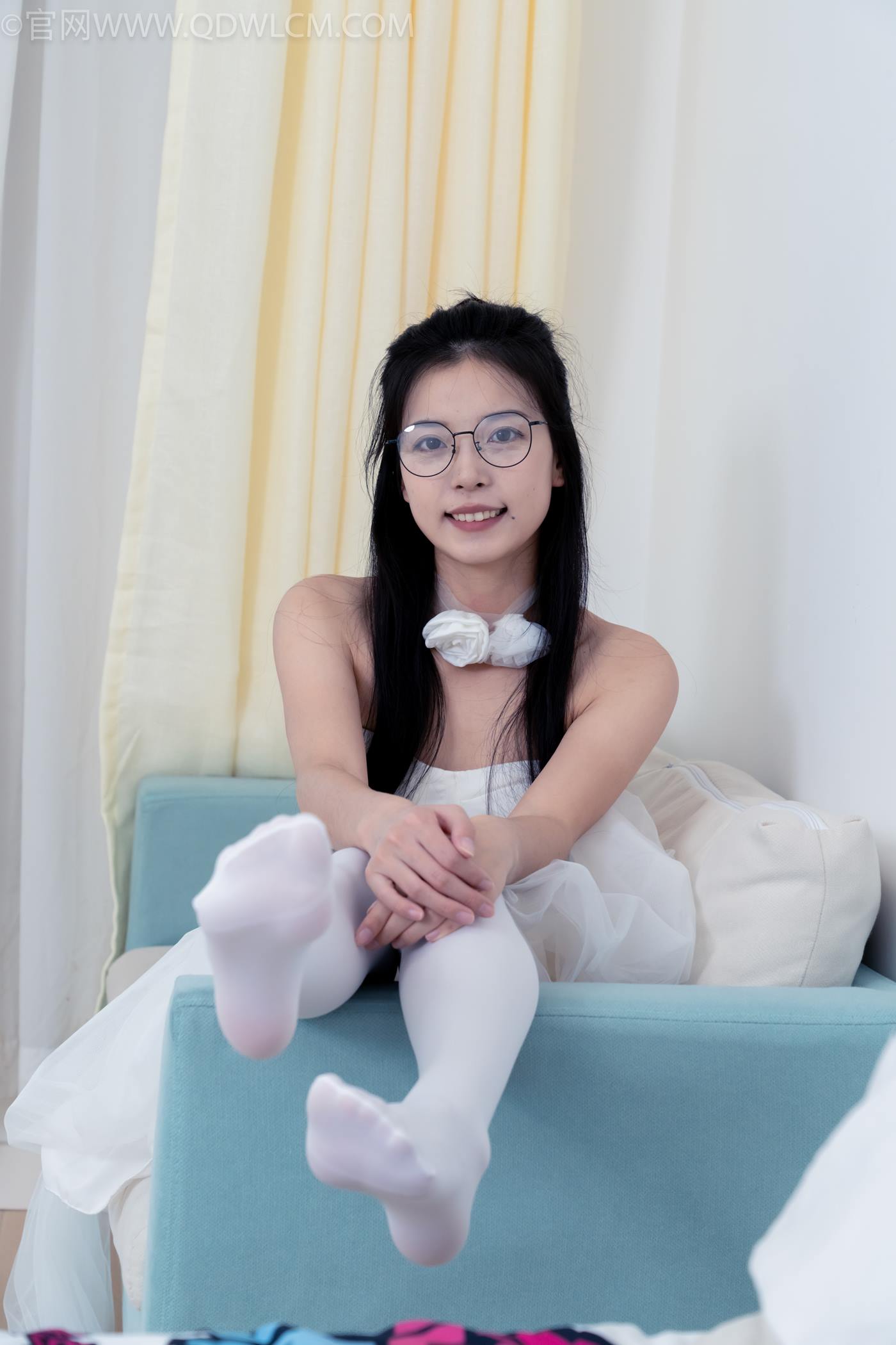 图片[117]-物恋传媒 NO.2268 茯苓-平底鞋、厚白丝、皮筋绑脚老头乐挠脚剧情[135P] – 速更版-美库