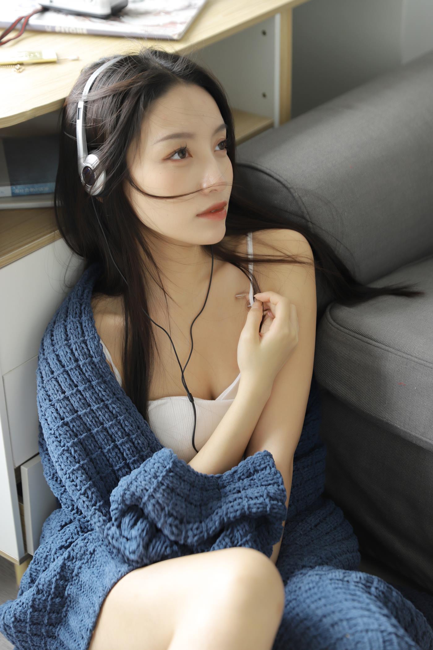 图片[35]-[YITUYU艺图语]2022.11.03 阿尔卑斯 柠萌婧啊[38+1P] – 速更版-美库