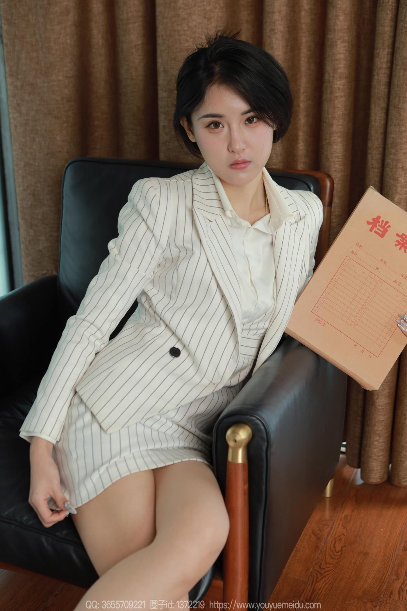 图片[32]-[IESS异思趣向] 2025.02.20 丝享家1982：小宝《职场小白（上）》[72P] – 速更版-美库