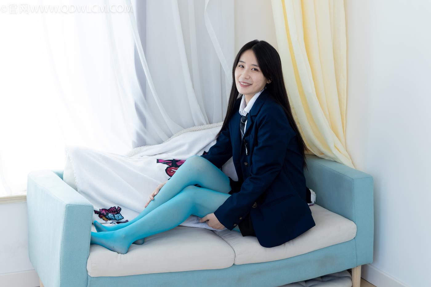 图片[30]-物恋传媒 NO.2269 菜菜-高跟鞋、薄蓝绿色丝、胶带绑脚踝老头乐挠脚剧情[100P] – 速更版-美库