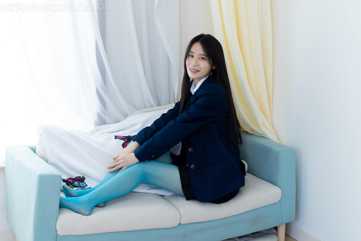 图片[34]-物恋传媒 NO.2269 菜菜-高跟鞋、薄蓝绿色丝、胶带绑脚踝老头乐挠脚剧情[100P] – 速更版-美库