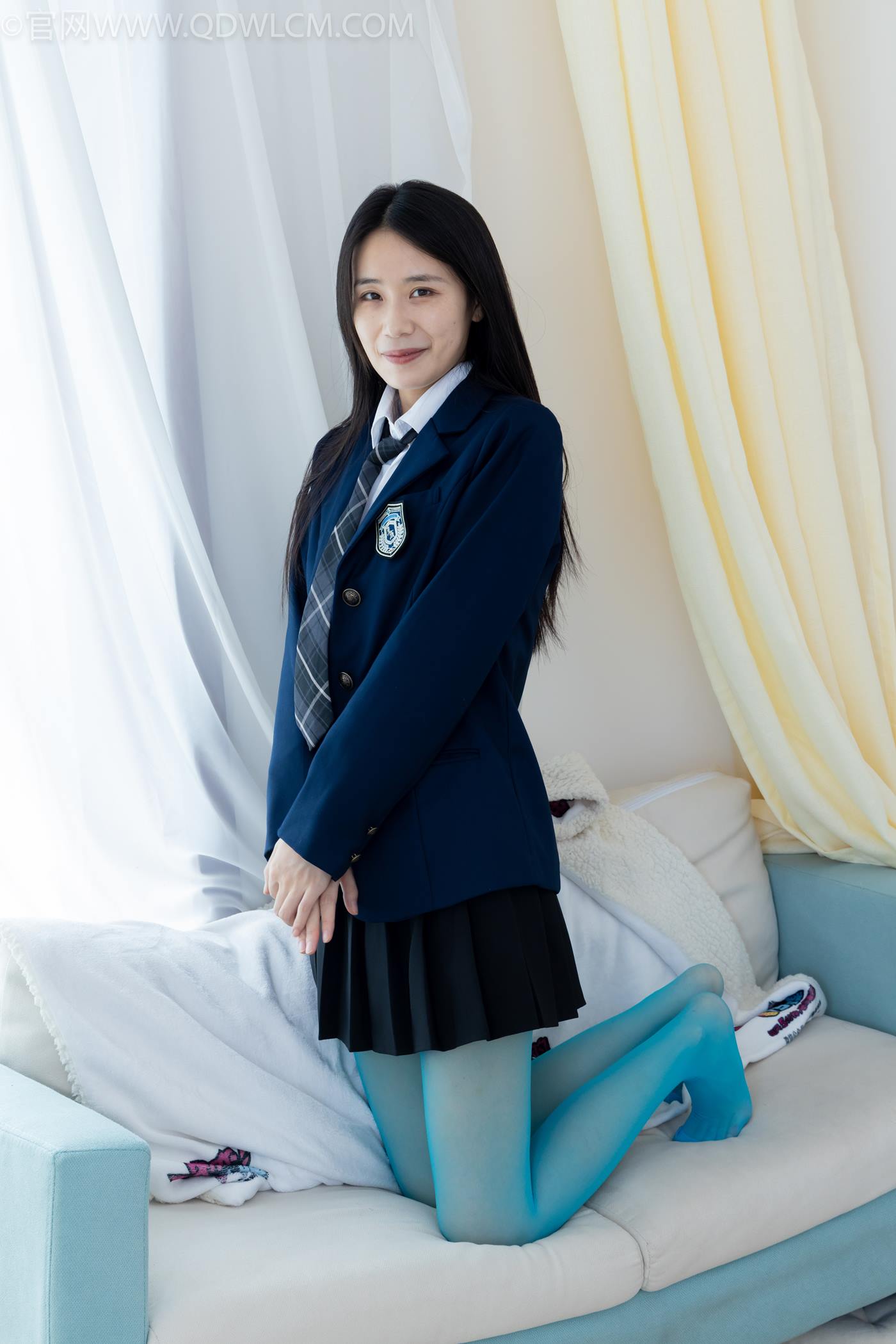 图片[44]-物恋传媒 NO.2269 菜菜-高跟鞋、薄蓝绿色丝、胶带绑脚踝老头乐挠脚剧情[100P] – 速更版-美库