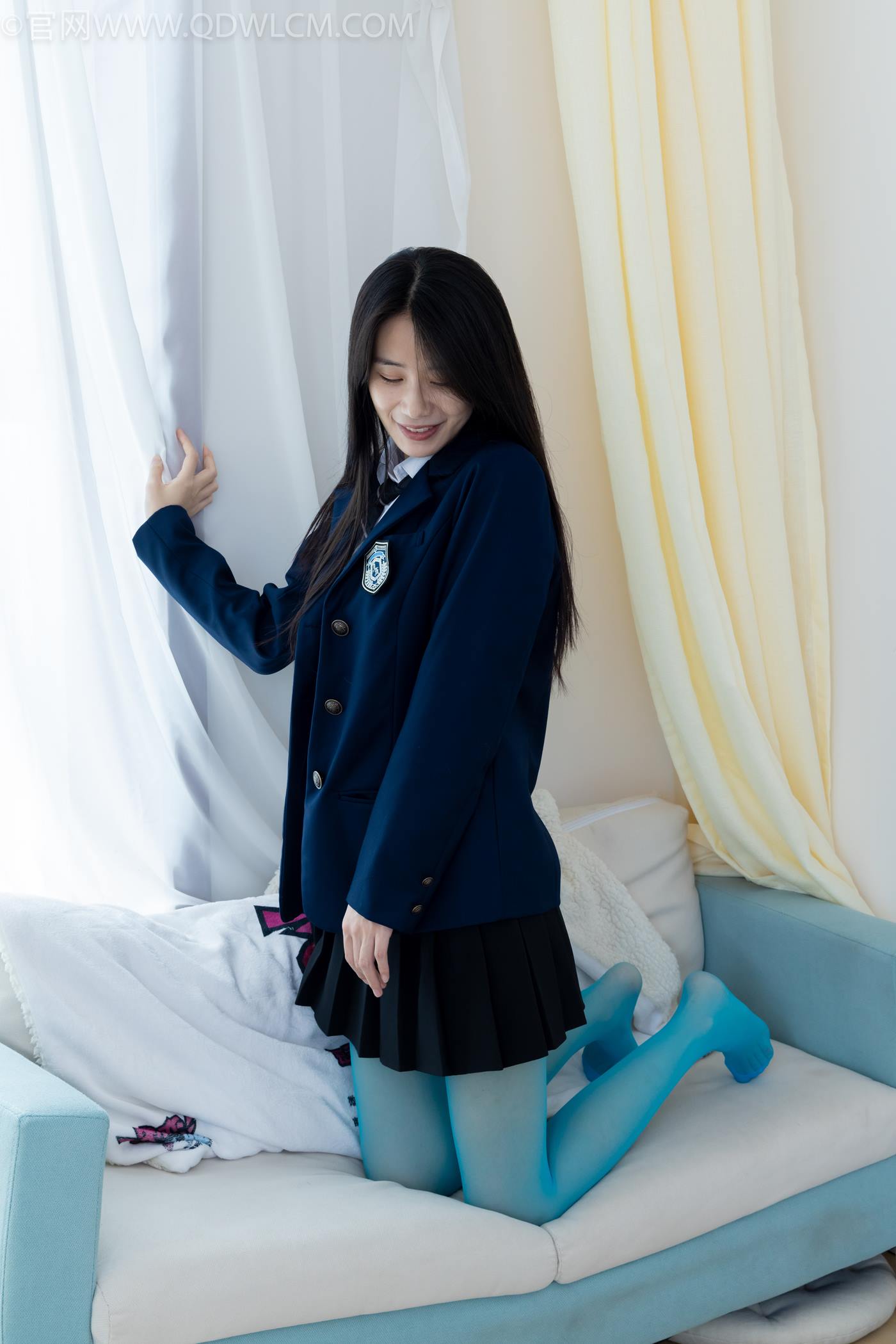 图片[55]-物恋传媒 NO.2269 菜菜-高跟鞋、薄蓝绿色丝、胶带绑脚踝老头乐挠脚剧情[100P] – 速更版-美库