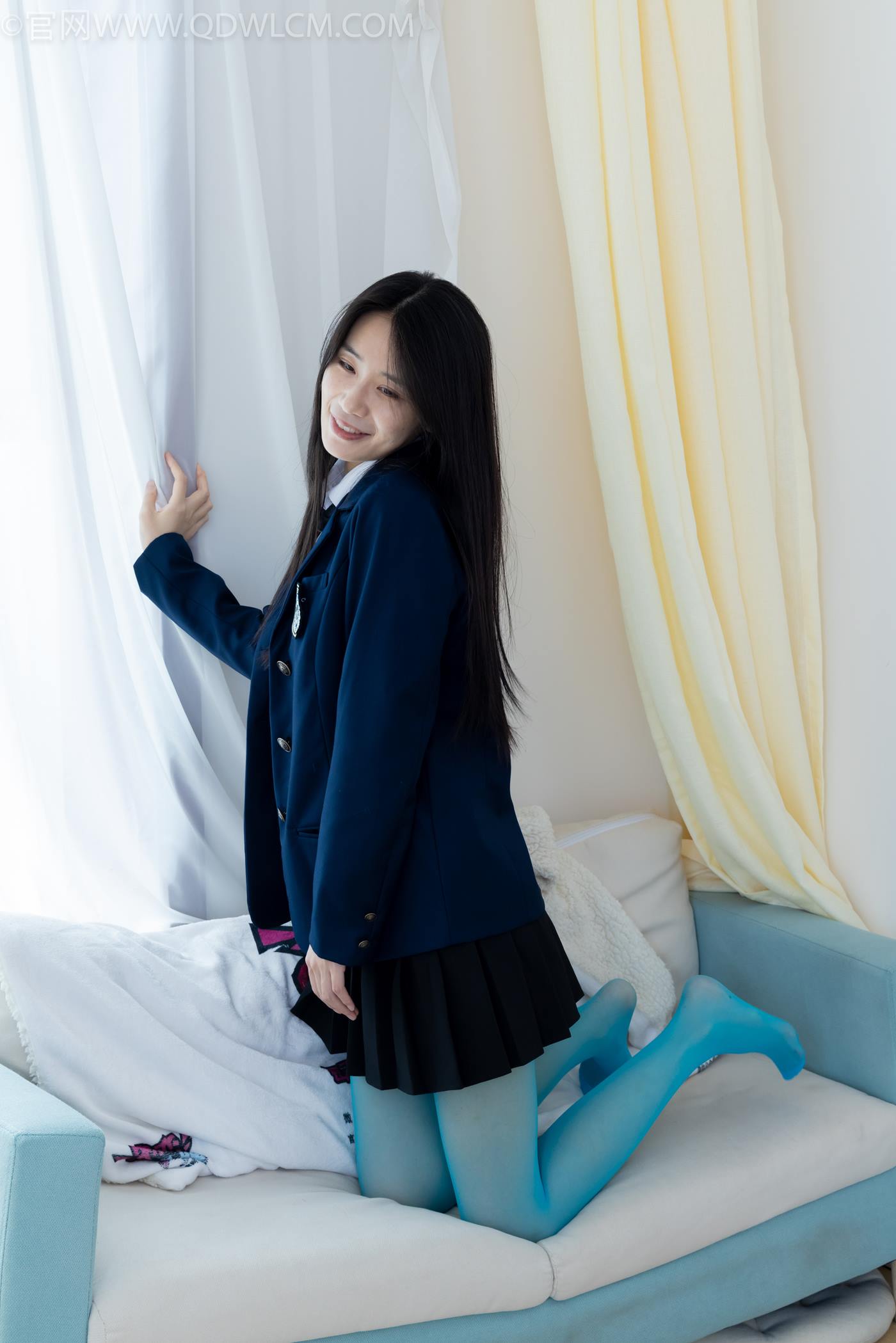 图片[56]-物恋传媒 NO.2269 菜菜-高跟鞋、薄蓝绿色丝、胶带绑脚踝老头乐挠脚剧情[100P] – 速更版-美库