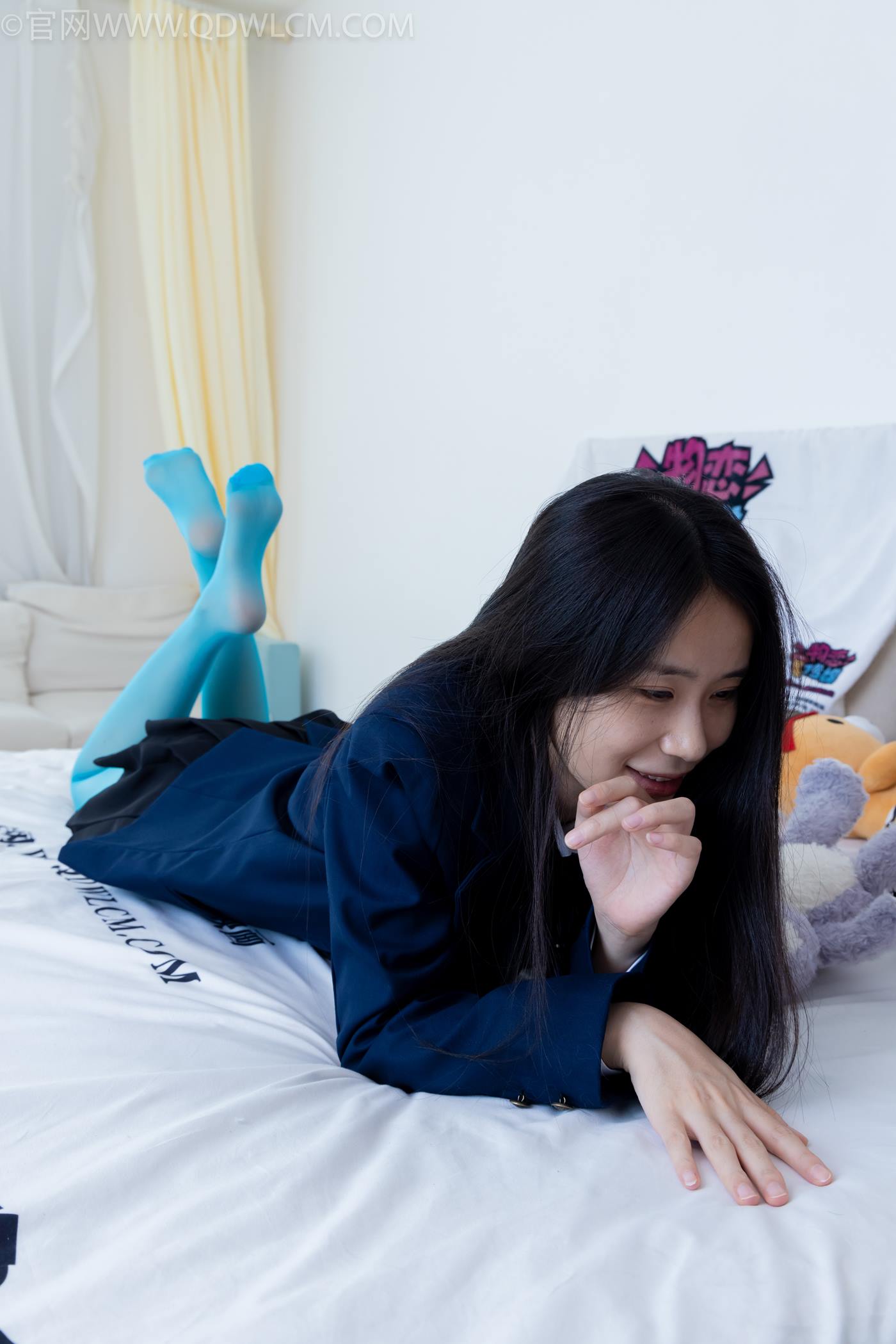 图片[77]-物恋传媒 NO.2269 菜菜-高跟鞋、薄蓝绿色丝、胶带绑脚踝老头乐挠脚剧情[100P] – 速更版-美库