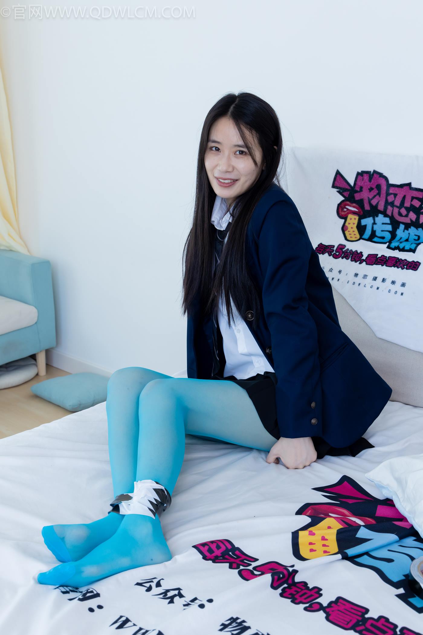 图片[90]-物恋传媒 NO.2269 菜菜-高跟鞋、薄蓝绿色丝、胶带绑脚踝老头乐挠脚剧情[100P] – 速更版-美库