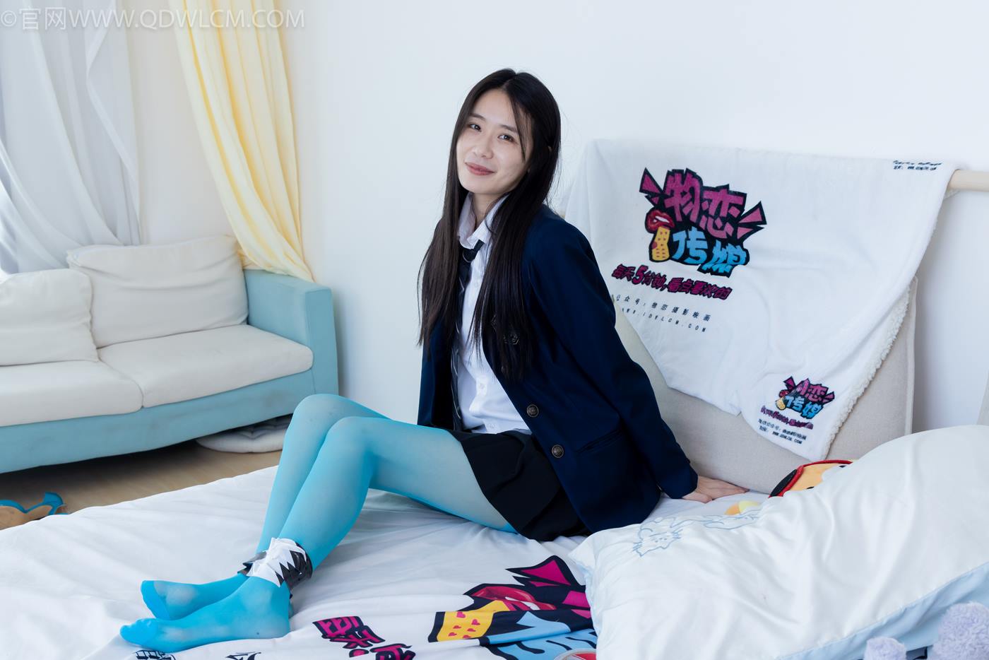 图片[93]-物恋传媒 NO.2269 菜菜-高跟鞋、薄蓝绿色丝、胶带绑脚踝老头乐挠脚剧情[100P] – 速更版-美库