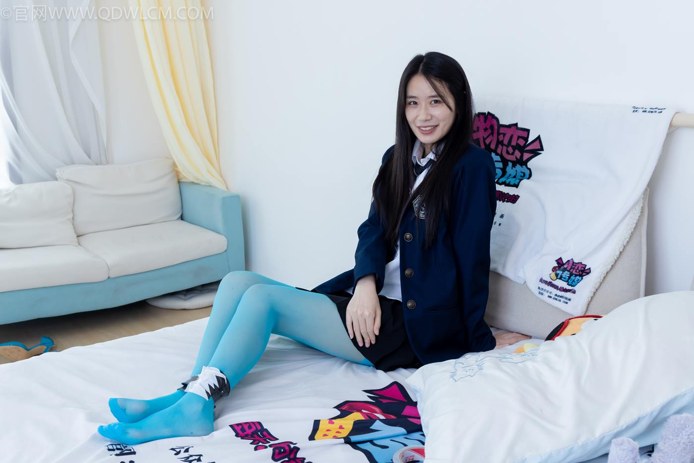 图片[96]-物恋传媒 NO.2269 菜菜-高跟鞋、薄蓝绿色丝、胶带绑脚踝老头乐挠脚剧情[100P] – 速更版-美库