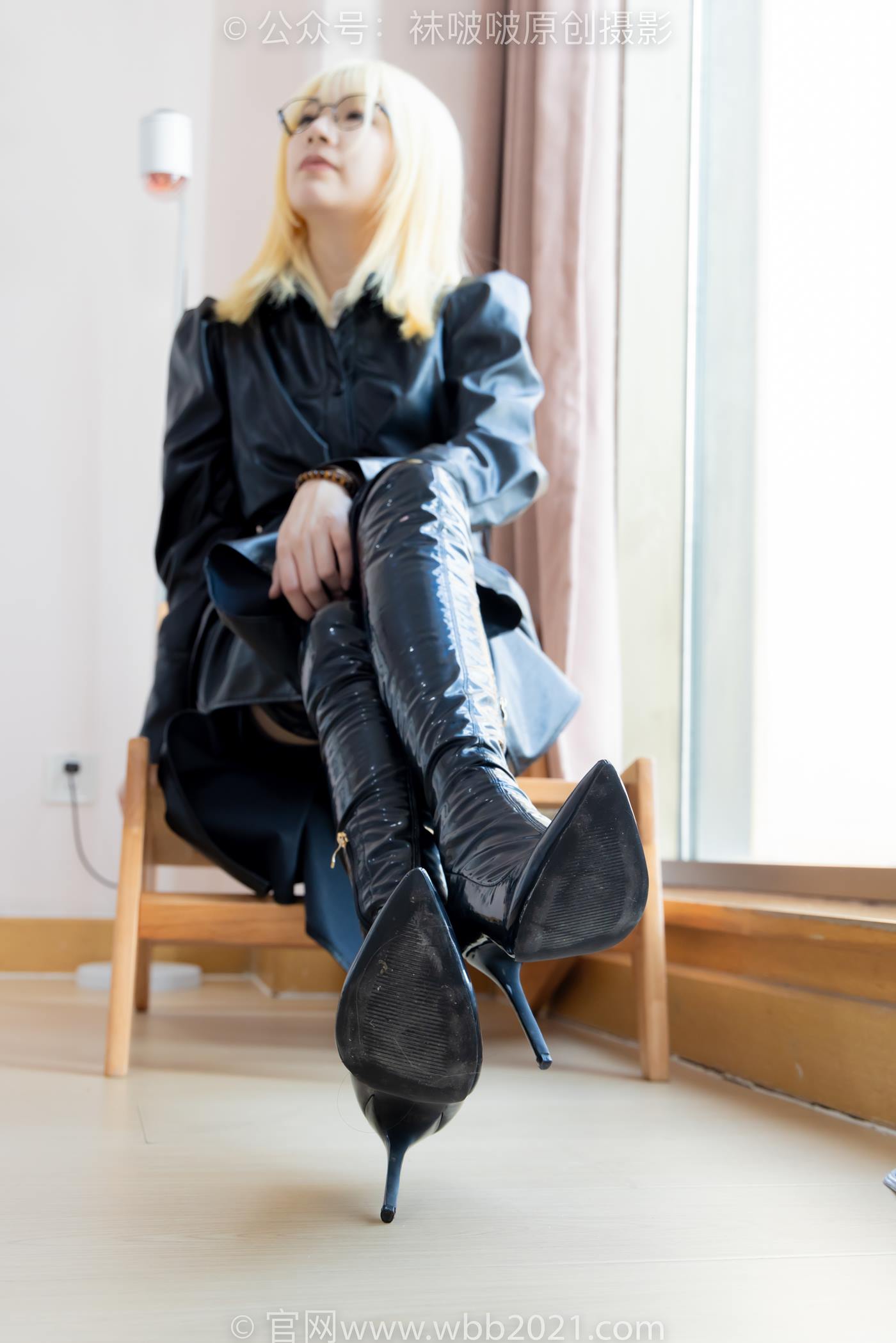 图片[75]-[BoBoSocks袜啵啵]NO.507 小甜豆 高跟长靴、薄黑丝、皮衣外套、ol风[113P] – 速更版-美库