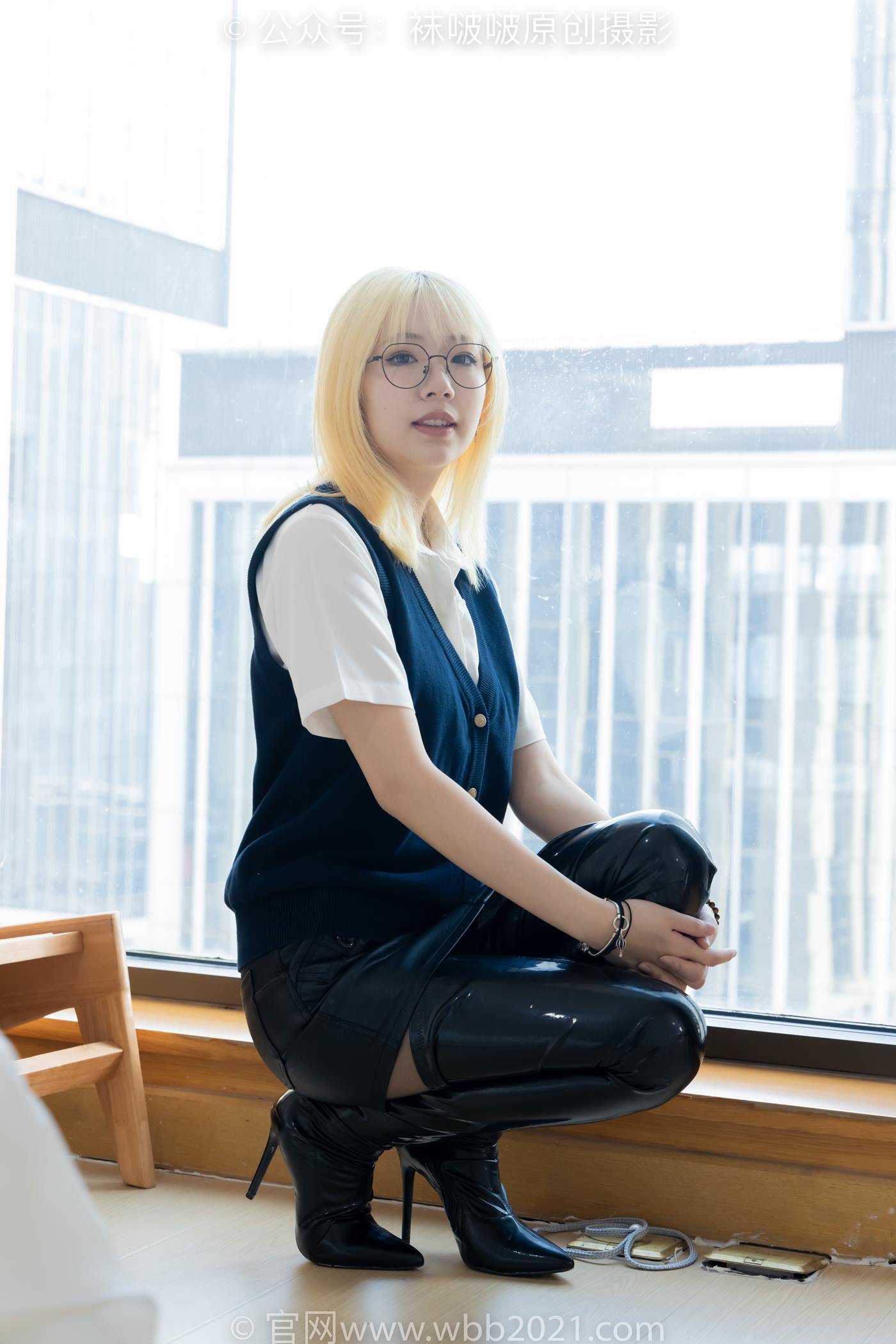 图片[95]-[BoBoSocks袜啵啵]NO.507 小甜豆 高跟长靴、薄黑丝、皮衣外套、ol风[113P] – 速更版-美库