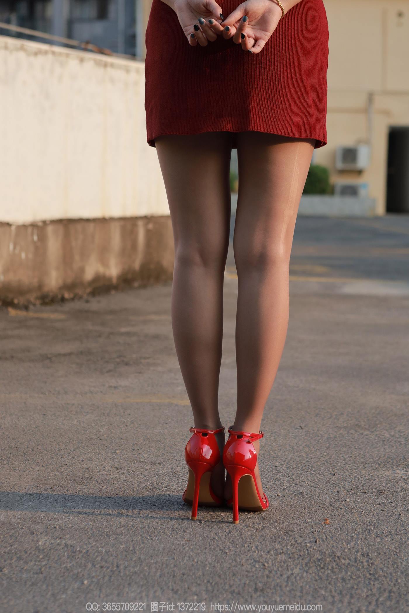 图片[47]-[IESS异思趣向] 2025.02.21 丝享家1983：婉萍《红苹果（下）》[63P] – 速更版-美库