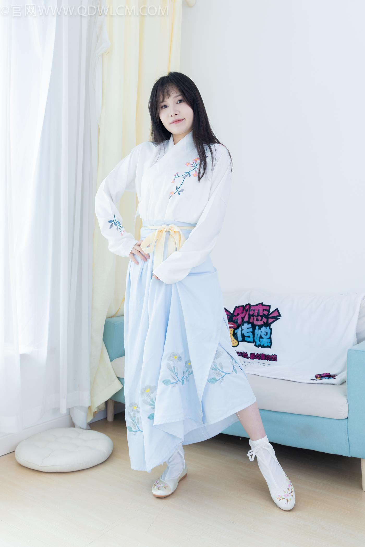 图片[24]-物恋传媒 NO.2270 小酒-高跟鞋、布鞋、白棉足袋、汉服[159P] – 速更版-美库