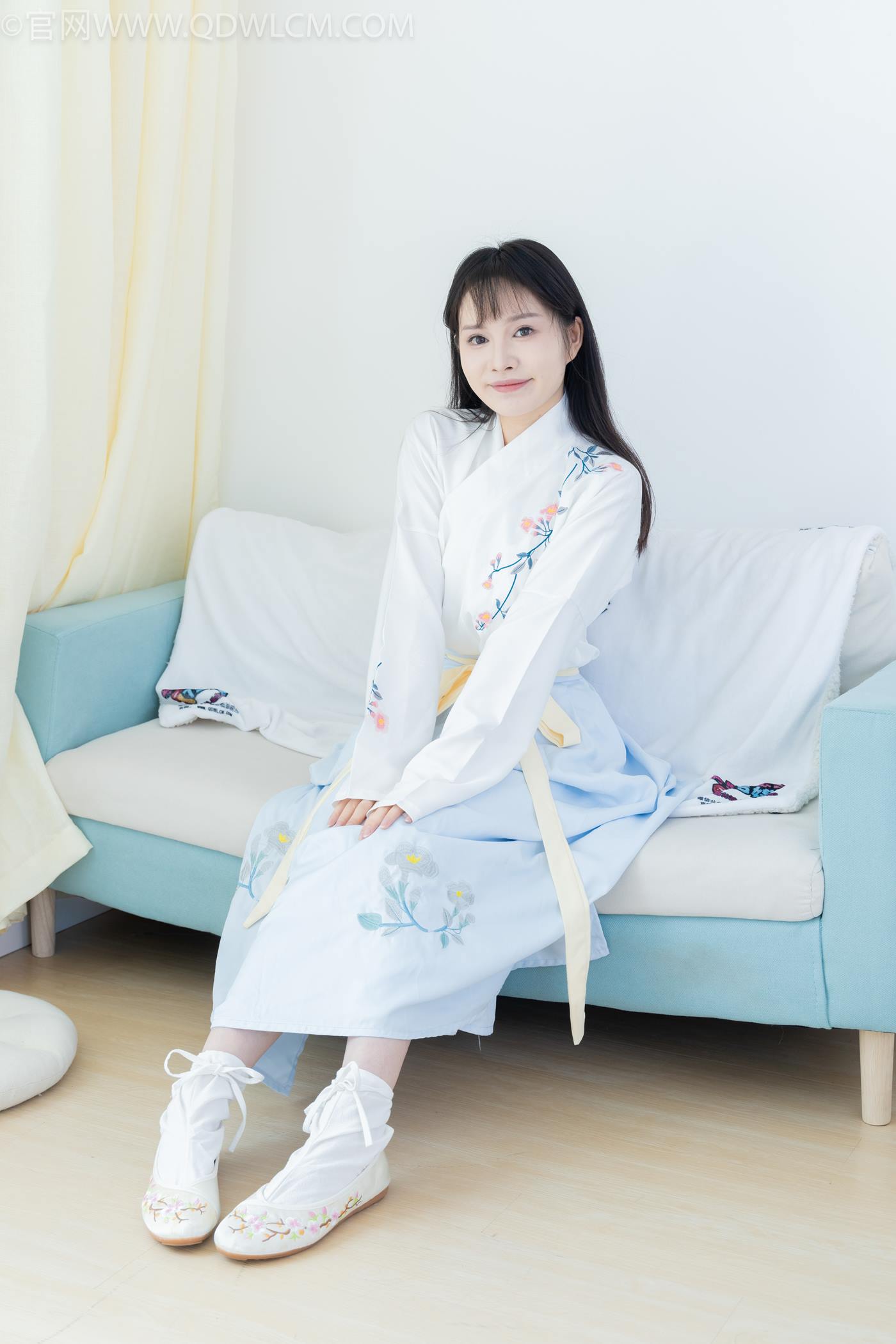 图片[37]-物恋传媒 NO.2270 小酒-高跟鞋、布鞋、白棉足袋、汉服[159P] – 速更版-美库