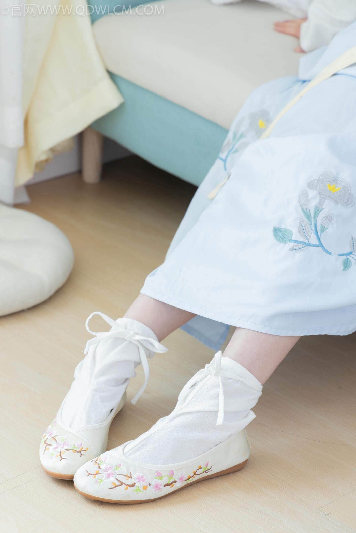 图片[38]-物恋传媒 NO.2270 小酒-高跟鞋、布鞋、白棉足袋、汉服[159P] – 速更版-美库