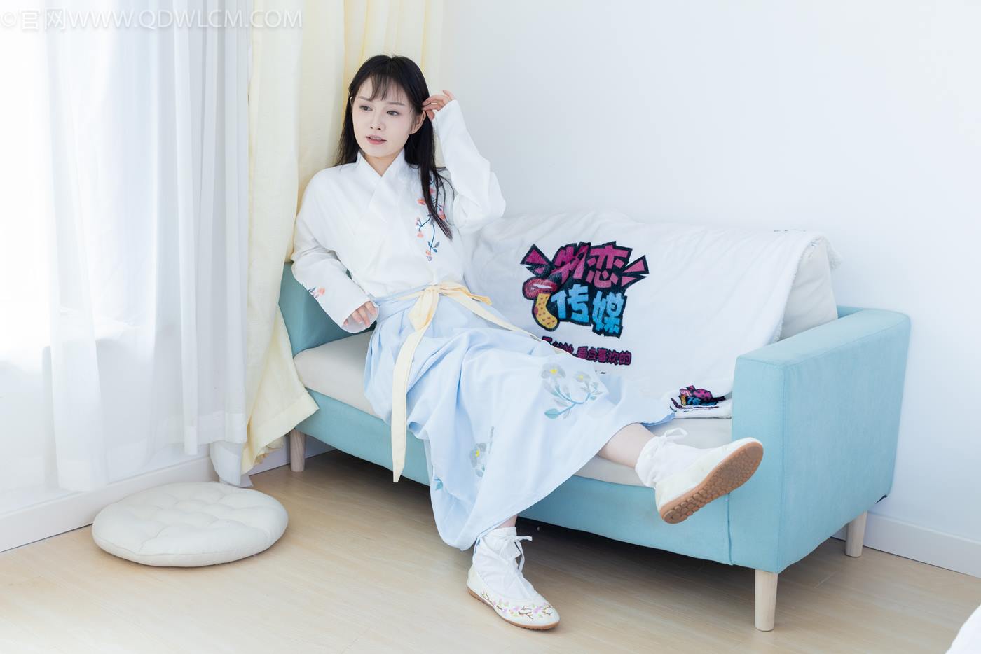 图片[50]-物恋传媒 NO.2270 小酒-高跟鞋、布鞋、白棉足袋、汉服[159P] – 速更版-美库