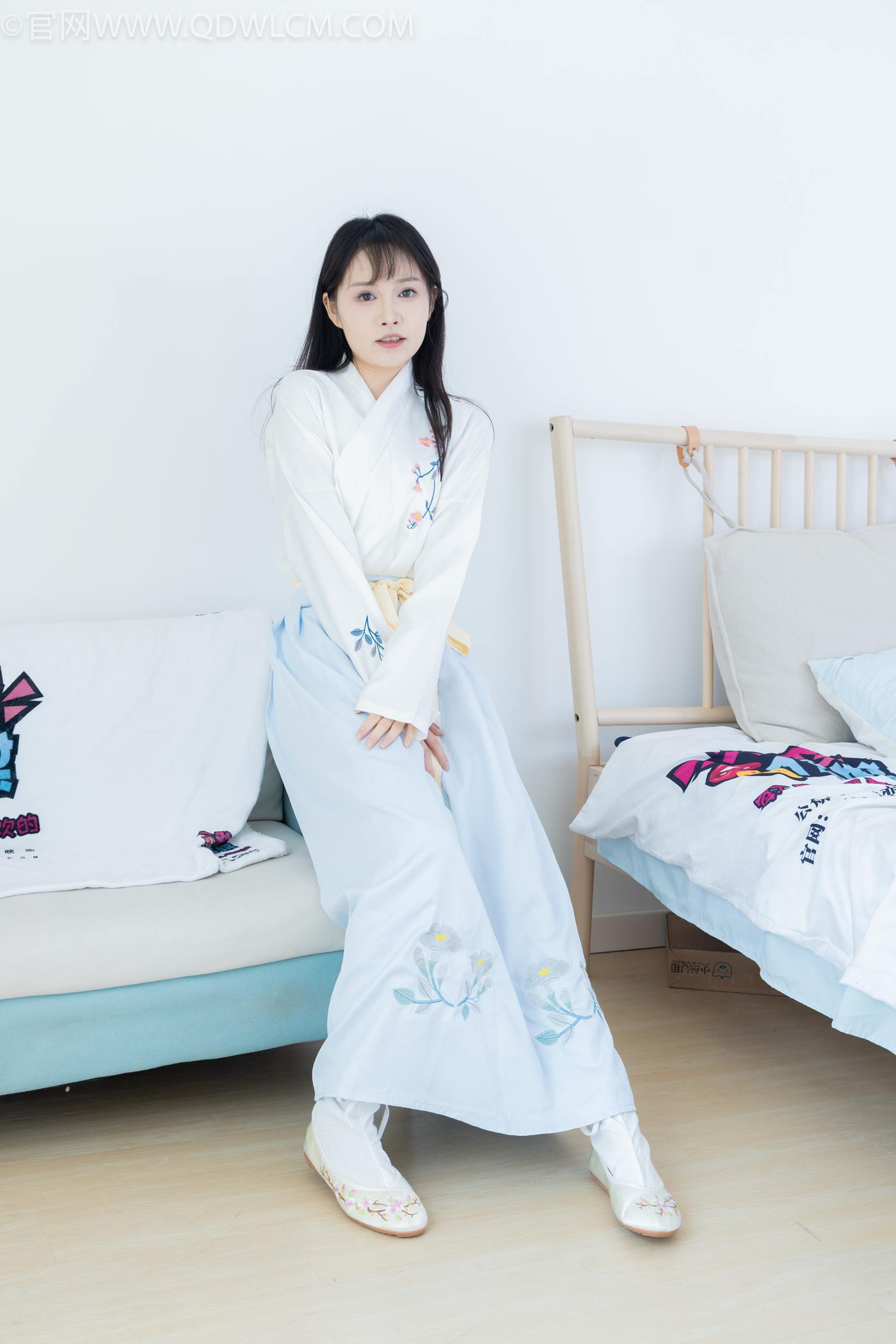 图片[58]-物恋传媒 NO.2270 小酒-高跟鞋、布鞋、白棉足袋、汉服[159P] – 速更版-美库