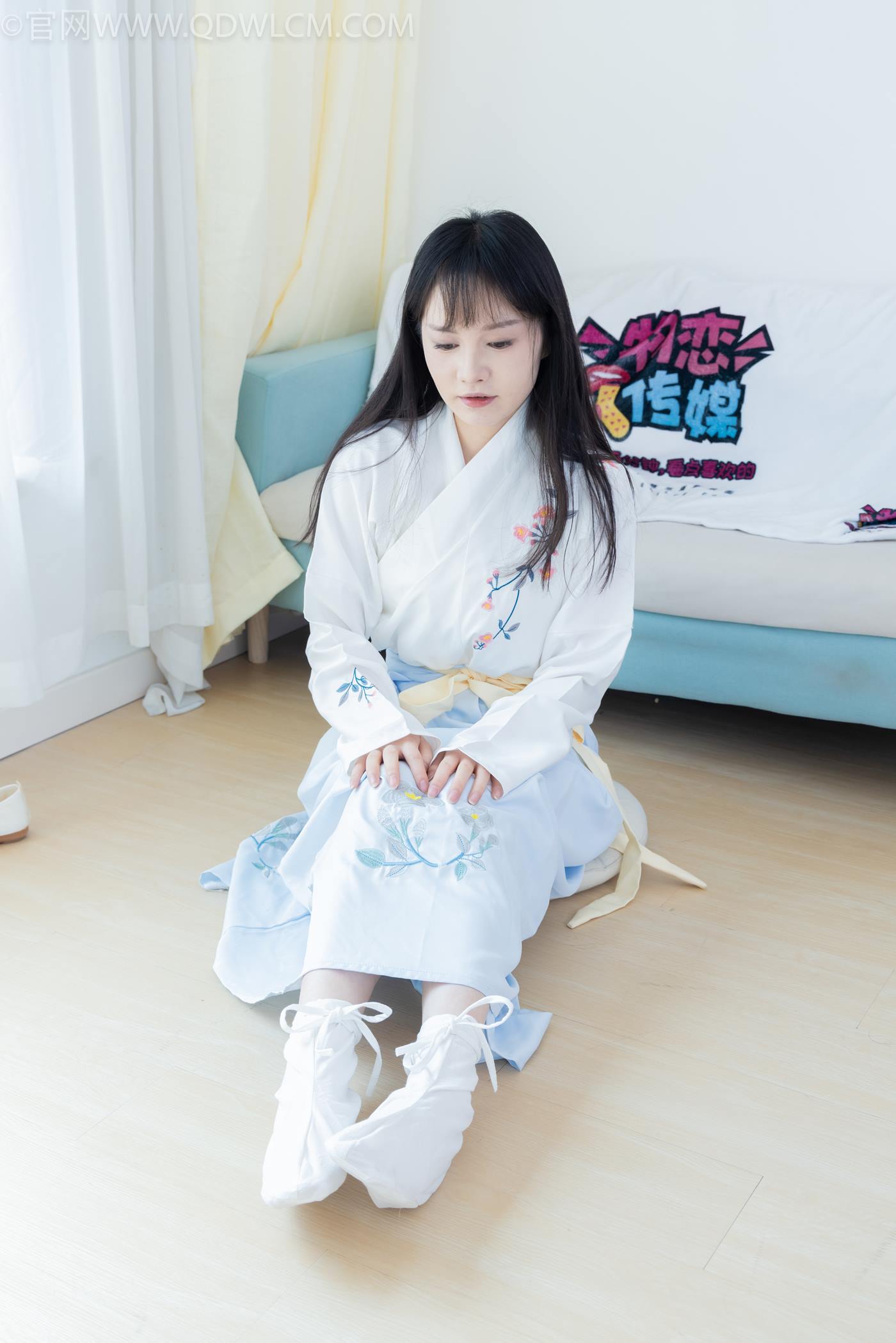 图片[82]-物恋传媒 NO.2270 小酒-高跟鞋、布鞋、白棉足袋、汉服[159P] – 速更版-美库