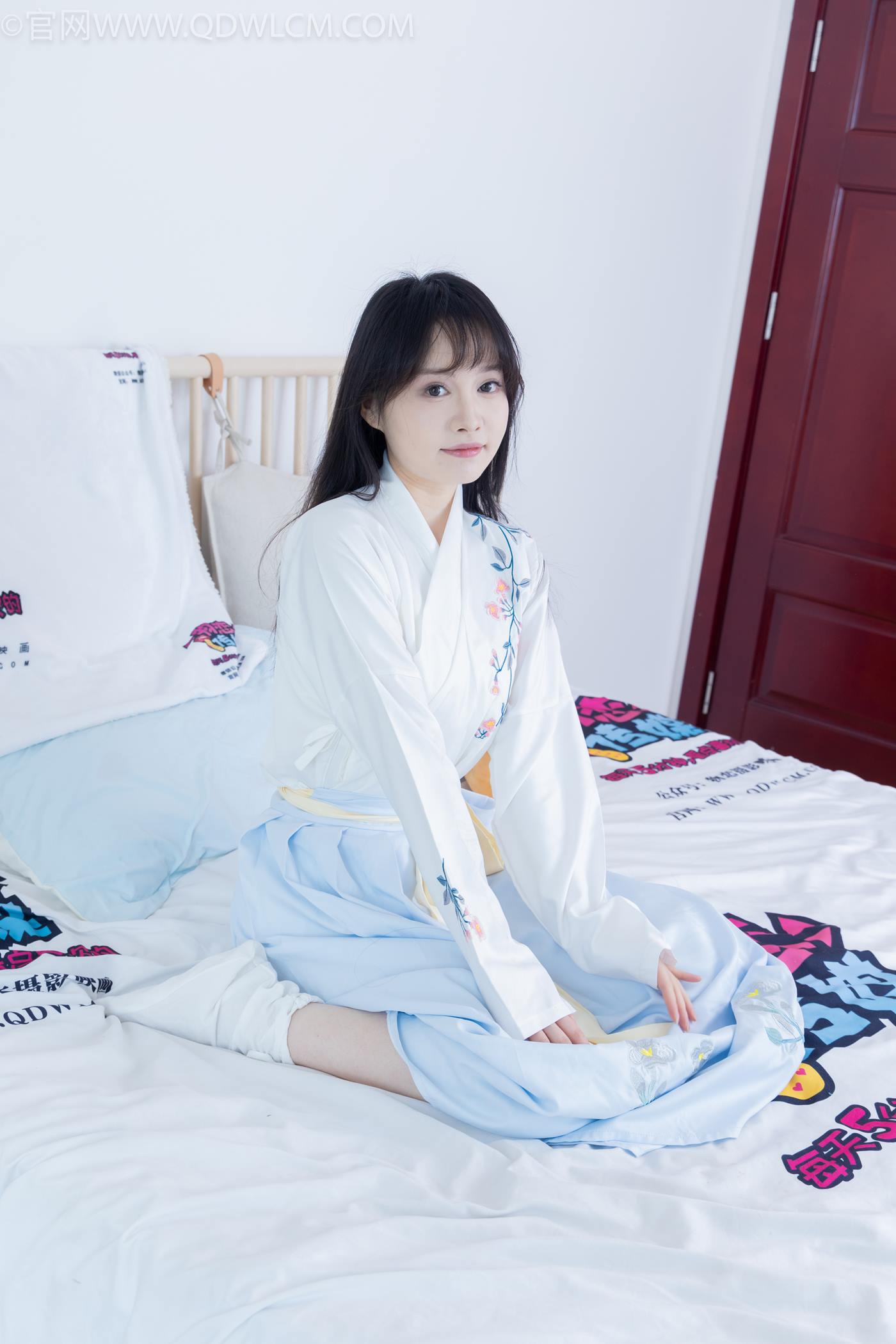 图片[121]-物恋传媒 NO.2270 小酒-高跟鞋、布鞋、白棉足袋、汉服[159P] – 速更版-美库