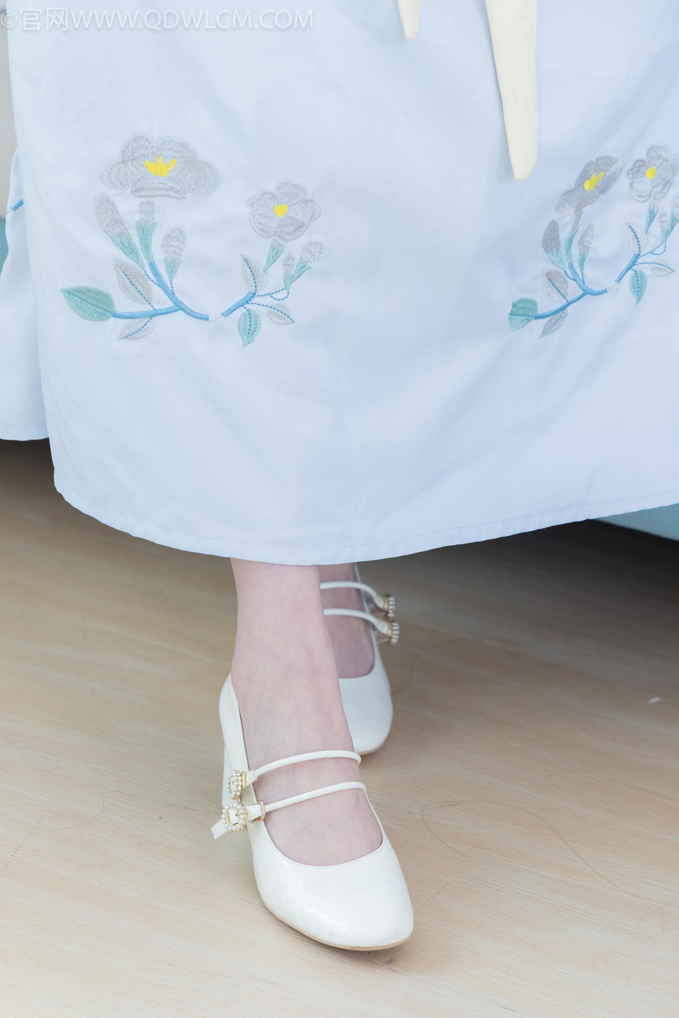 图片[155]-物恋传媒 NO.2270 小酒-高跟鞋、布鞋、白棉足袋、汉服[159P] – 速更版-美库